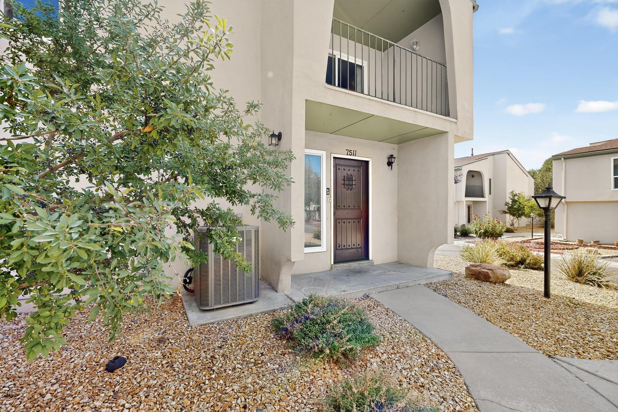 7511 PRAIRIE Road NE