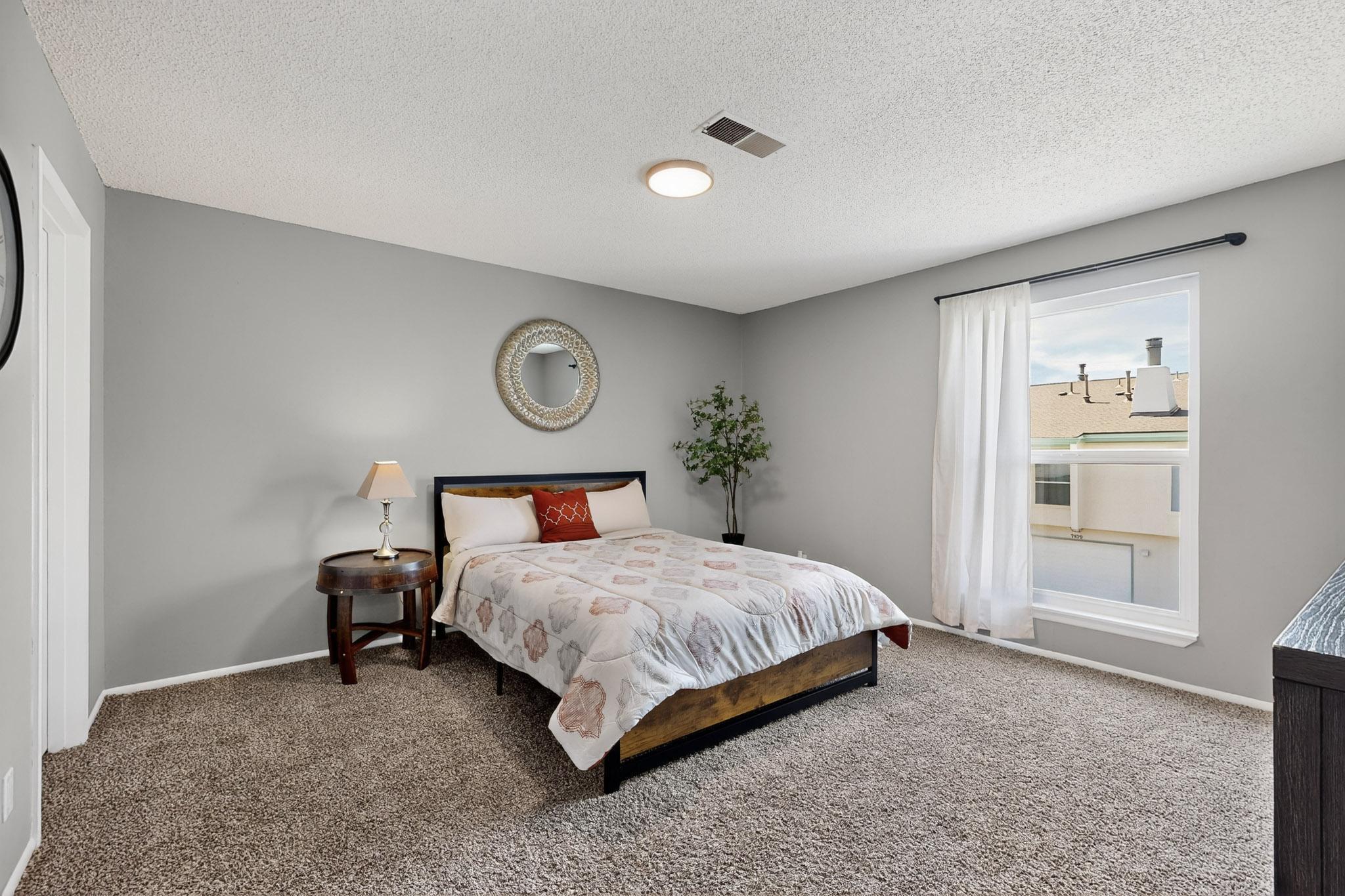 7511 PRAIRIE Road NE