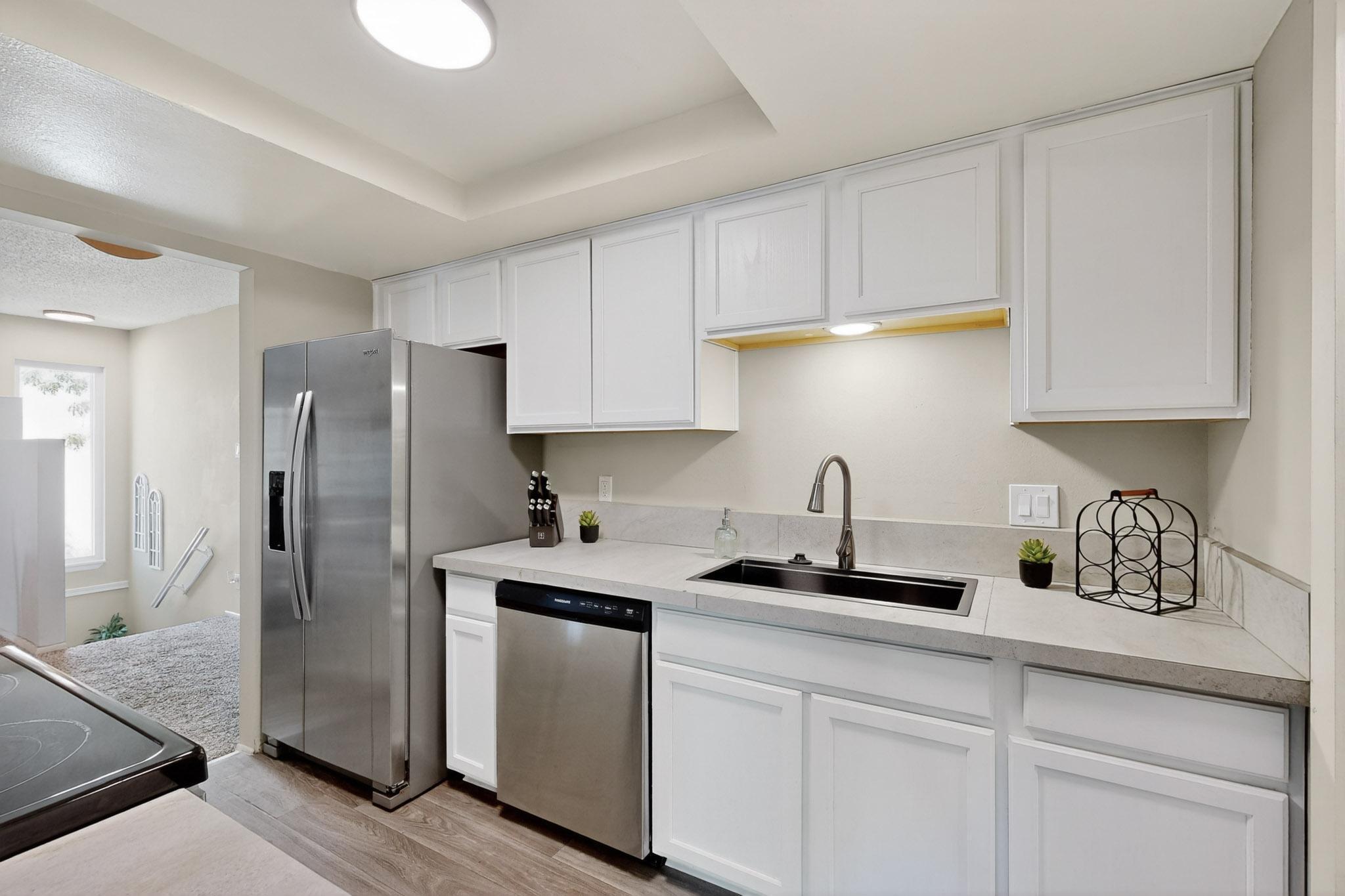 7511 PRAIRIE Road NE