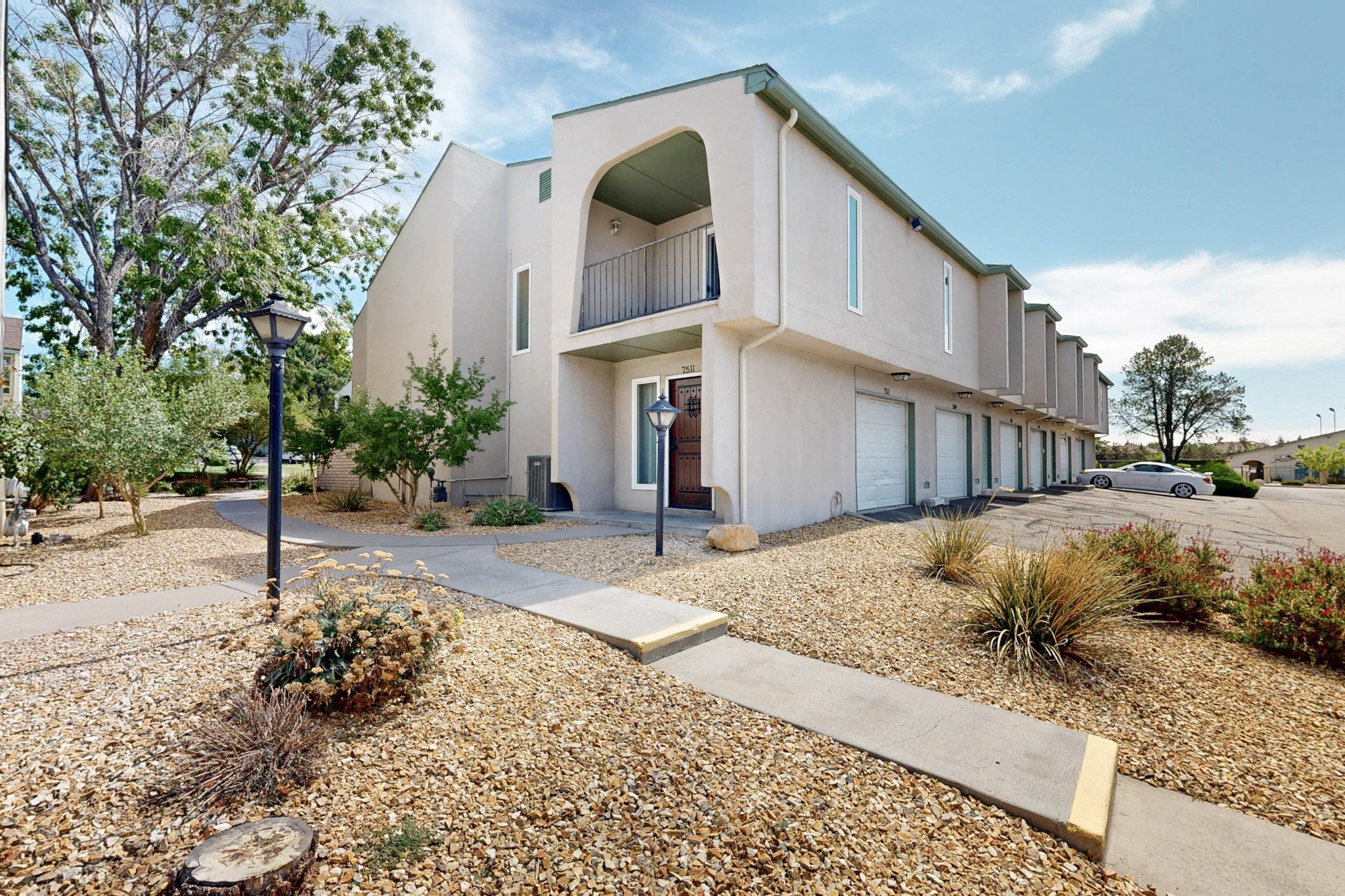 7511 PRAIRIE Road NE