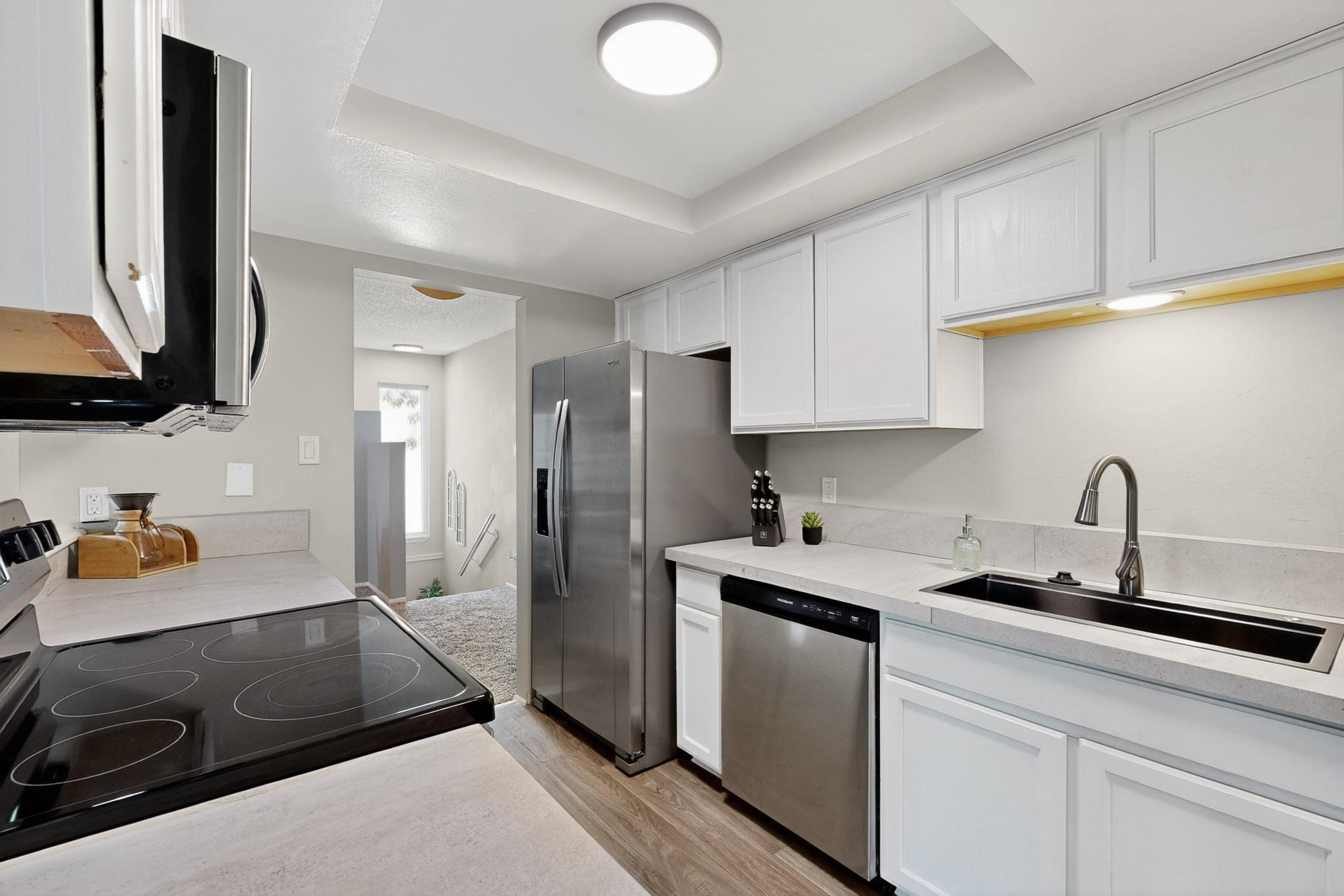 7511 PRAIRIE Road NE