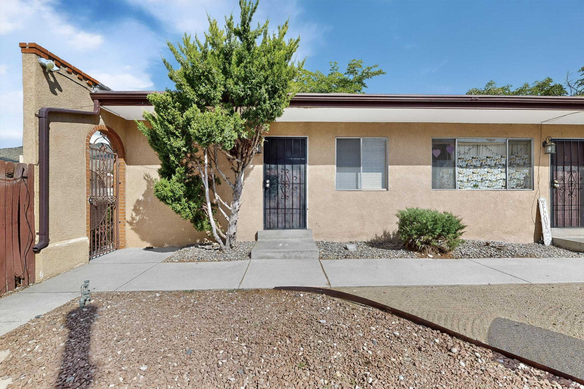 12712 Constitution Avenue NE