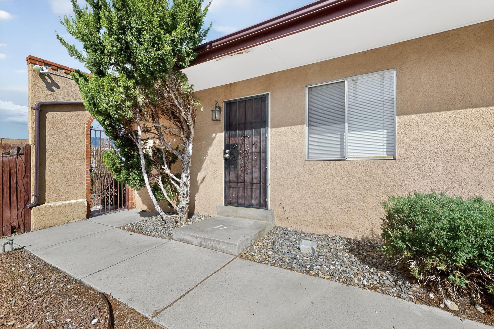 12712 Constitution Avenue NE