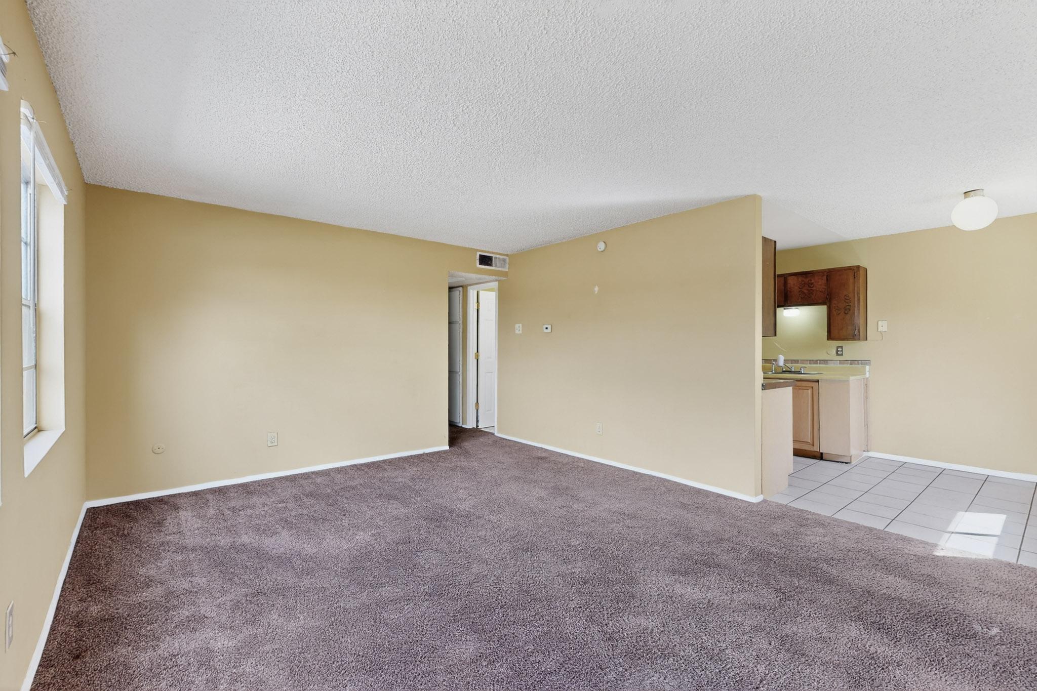 12712 Constitution Avenue NE