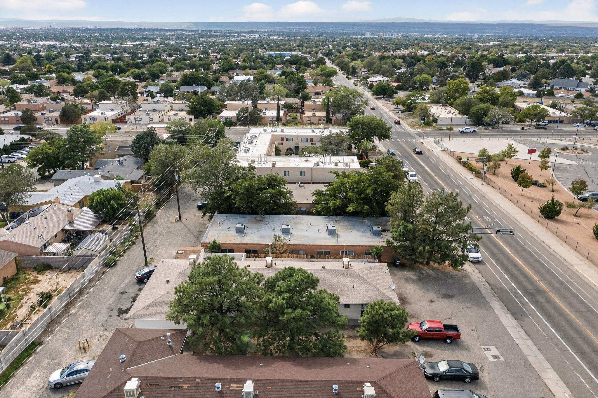 12712 Constitution Avenue NE