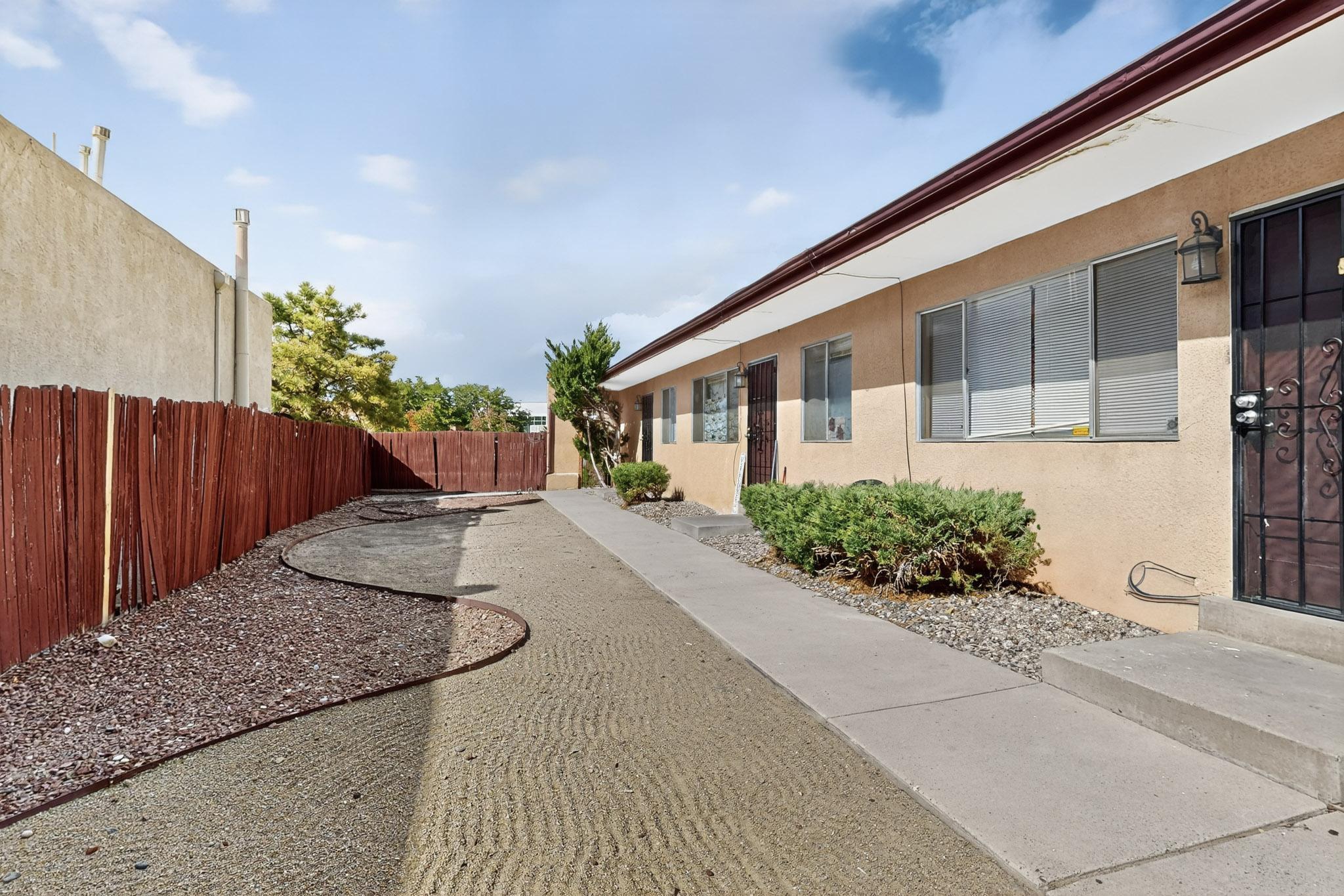 12712 Constitution Avenue NE