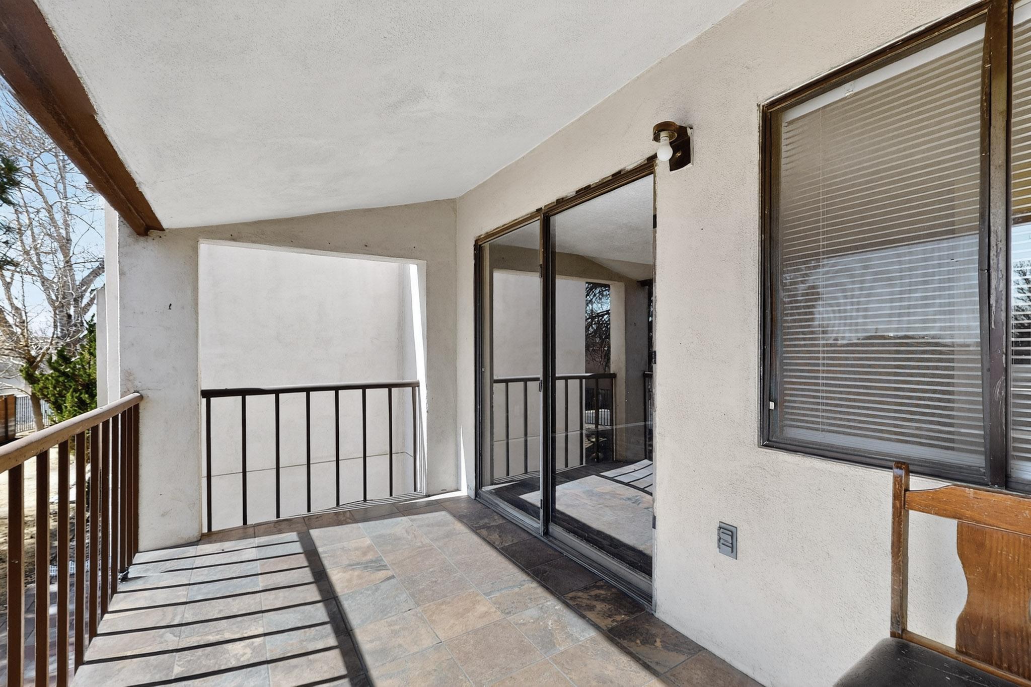 901 COUNTRY CLUB Drive SE F