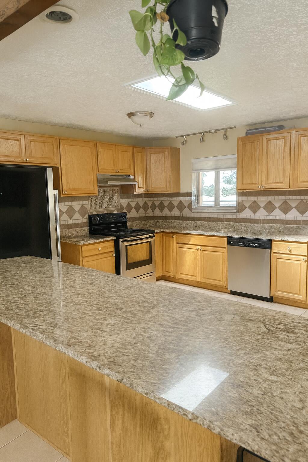 9401 LAS CALABAZILLAS Avenue NE