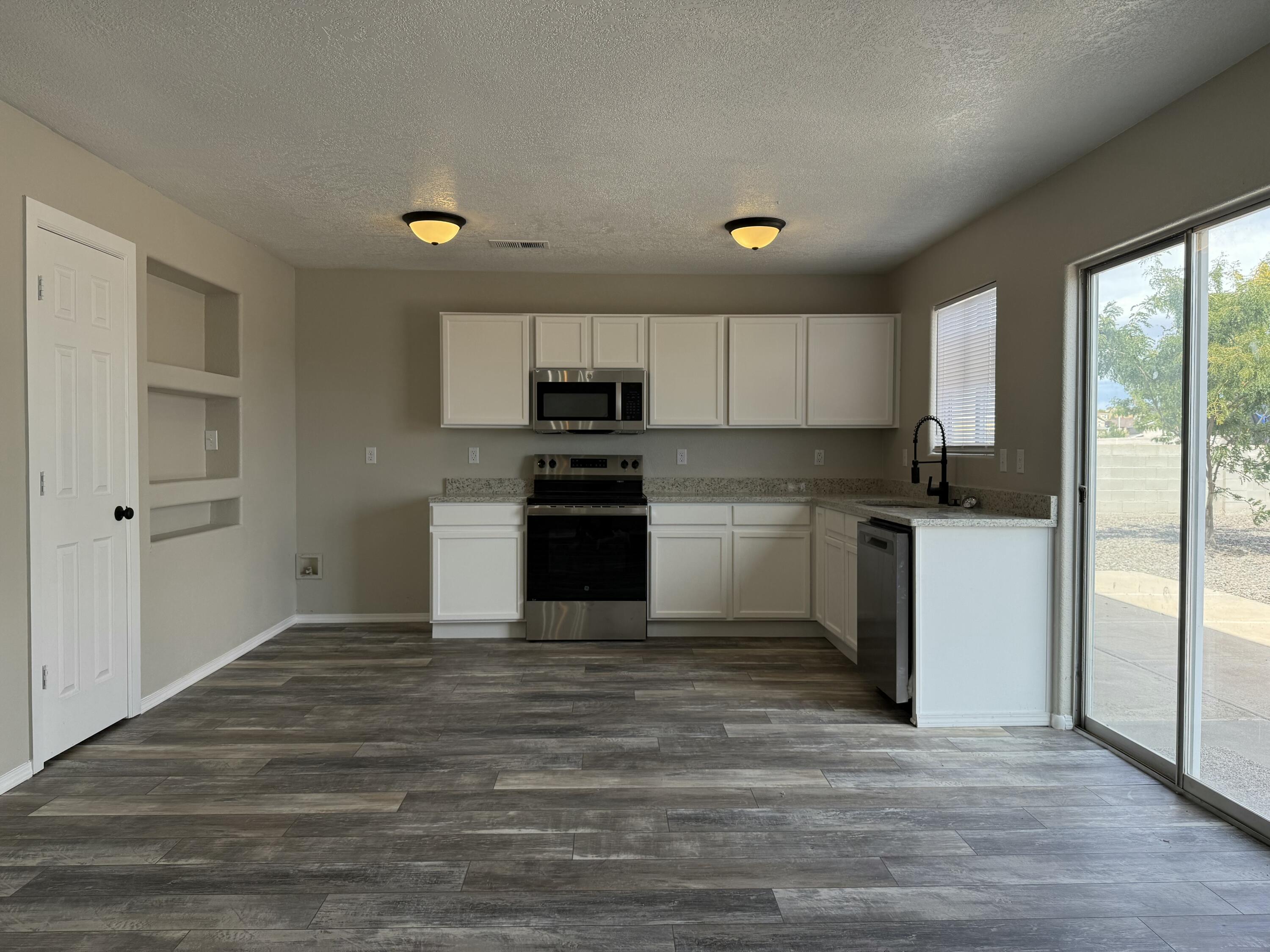 6313 TURQUOISE Trail NE