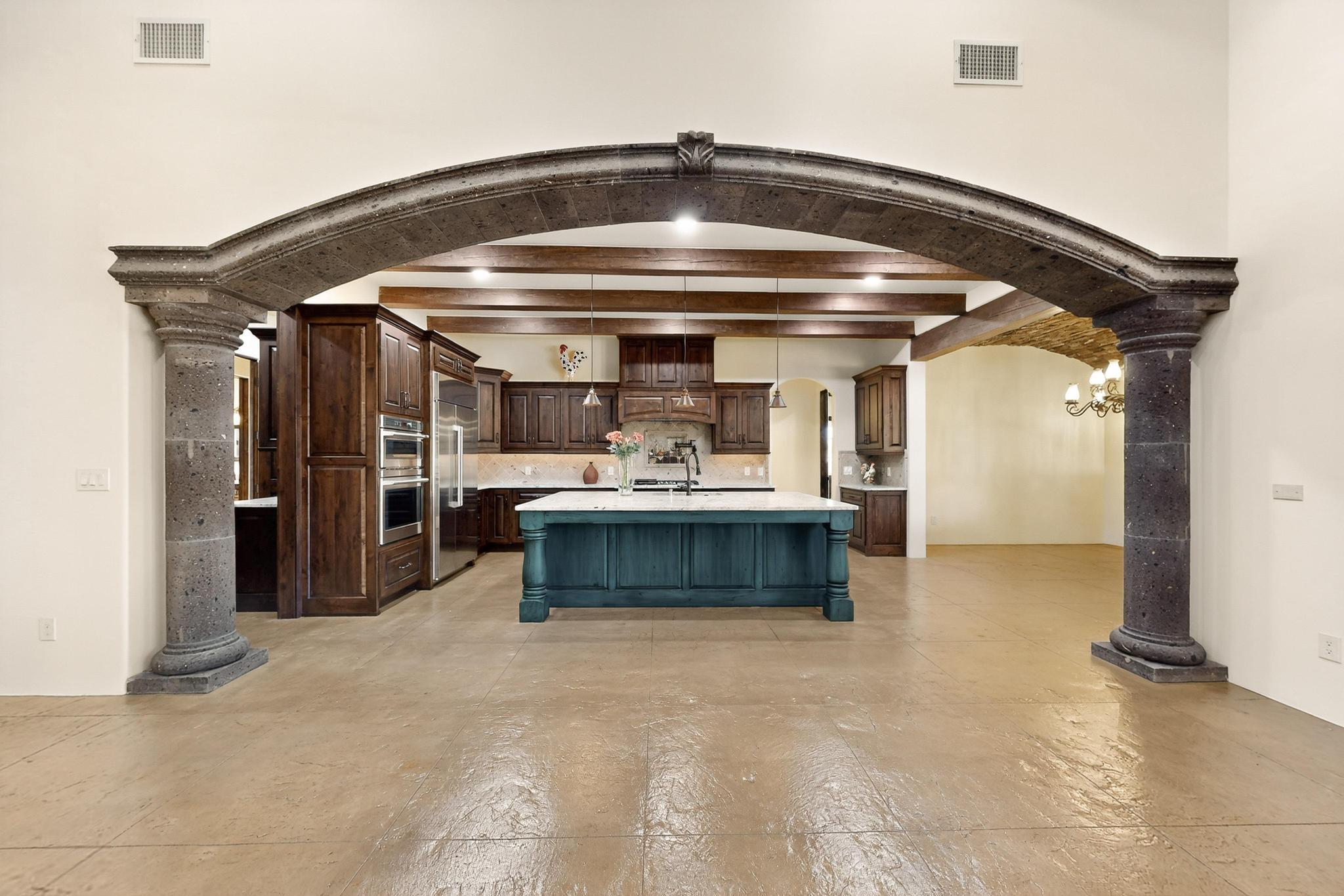 6224 Camino Alto Court NW