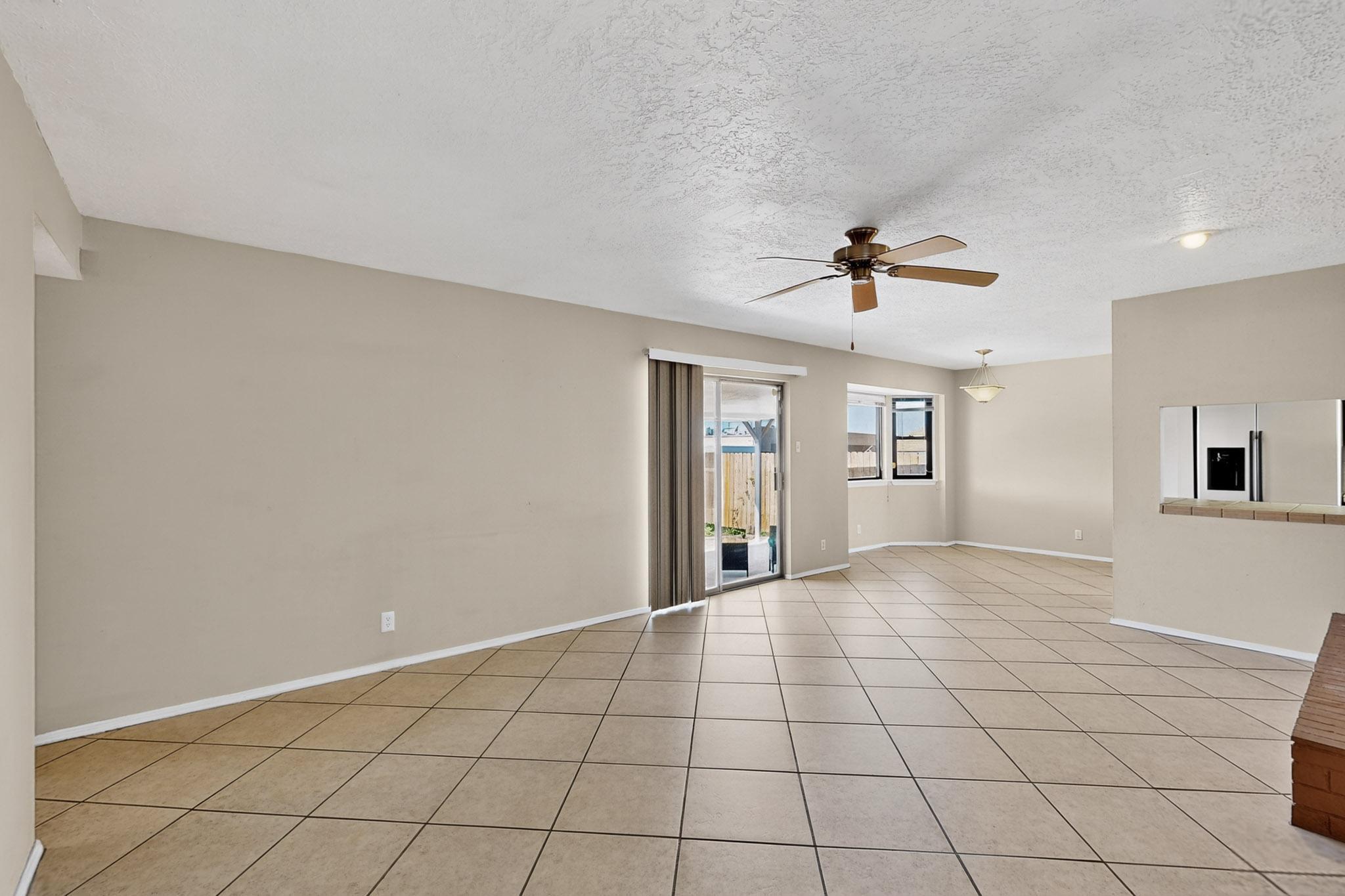 8228 RUIDOSO Road NE