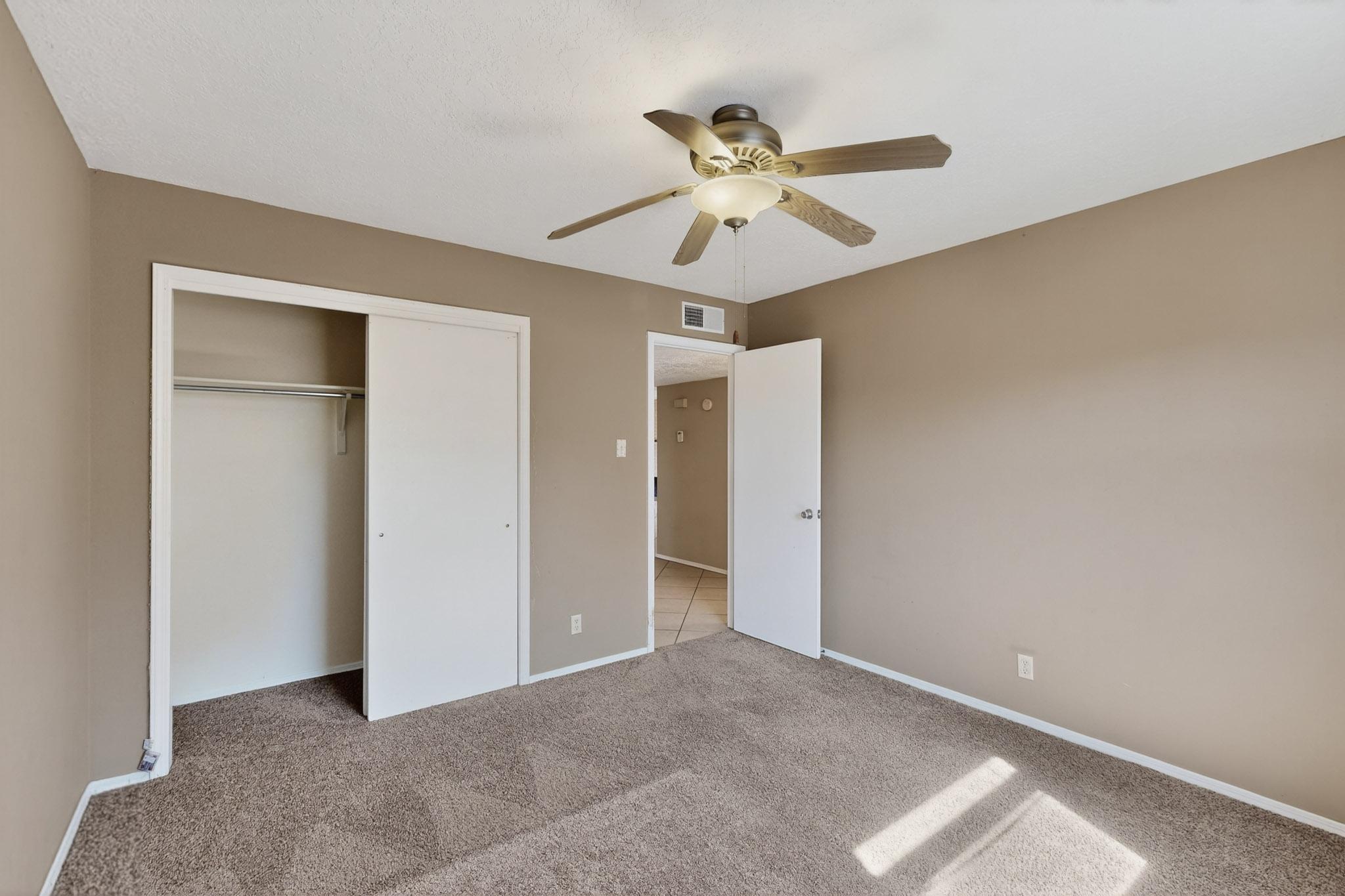 8228 RUIDOSO Road NE