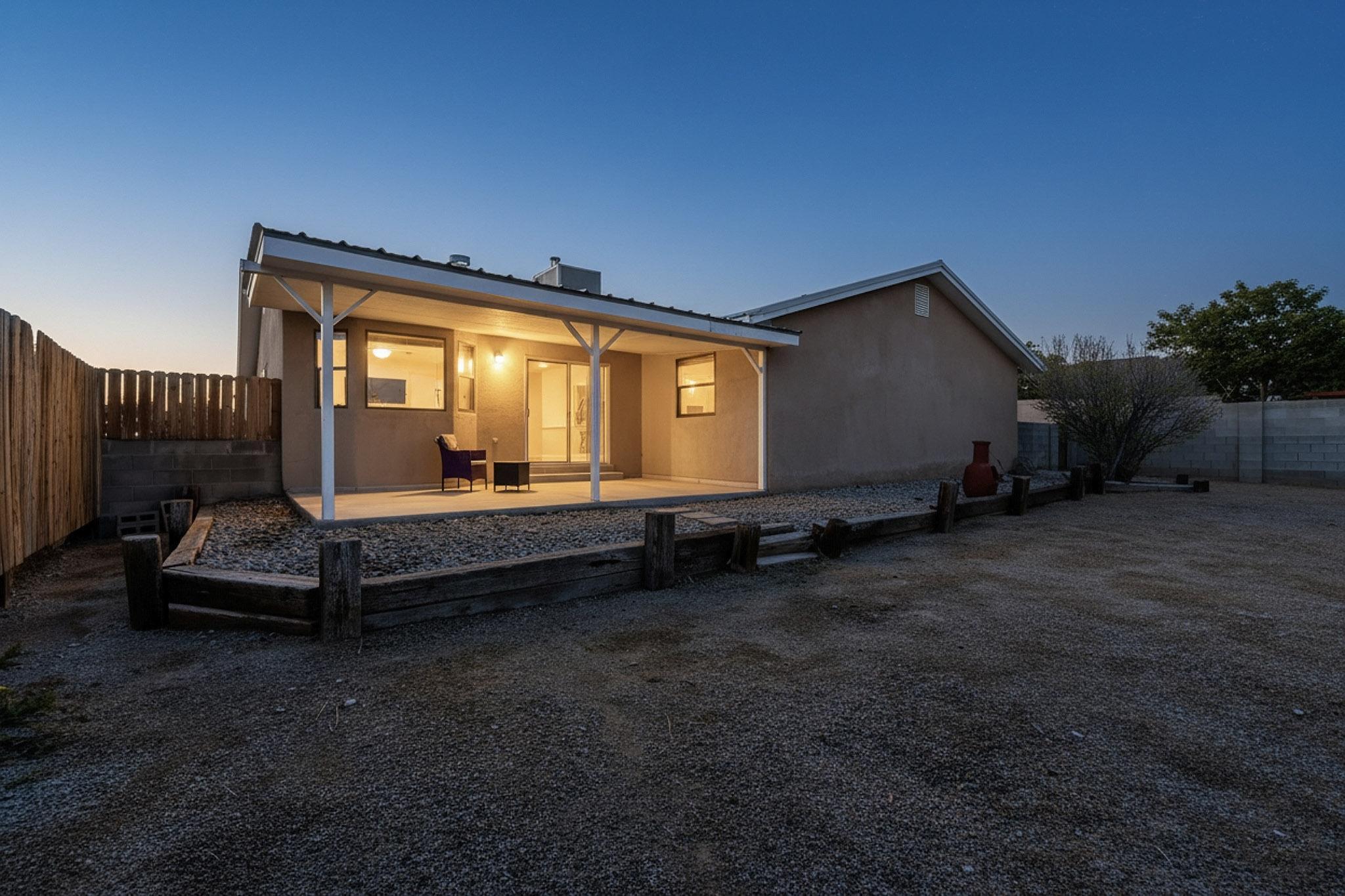 8228 RUIDOSO Road NE