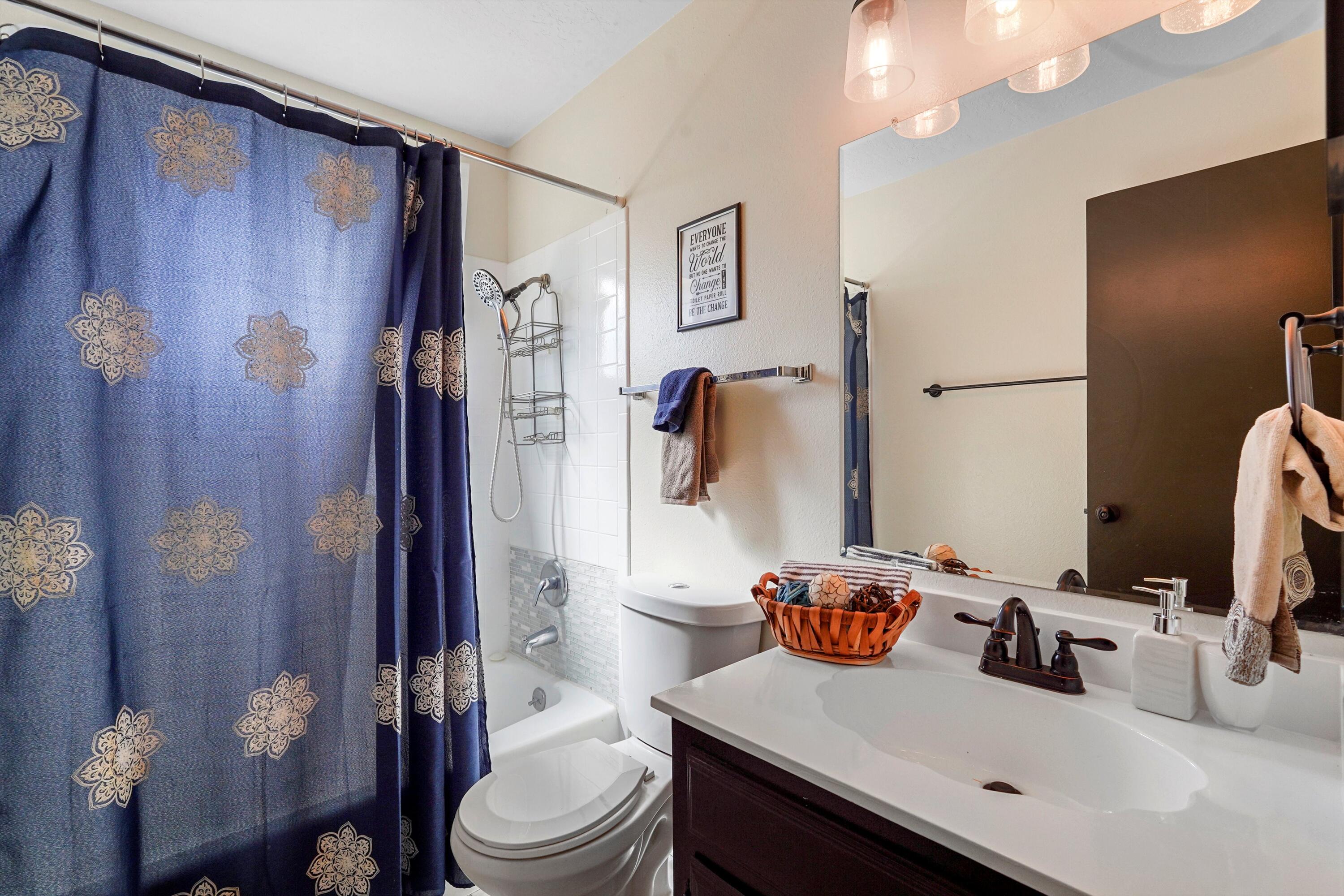 305 Summer Winds Drive SE