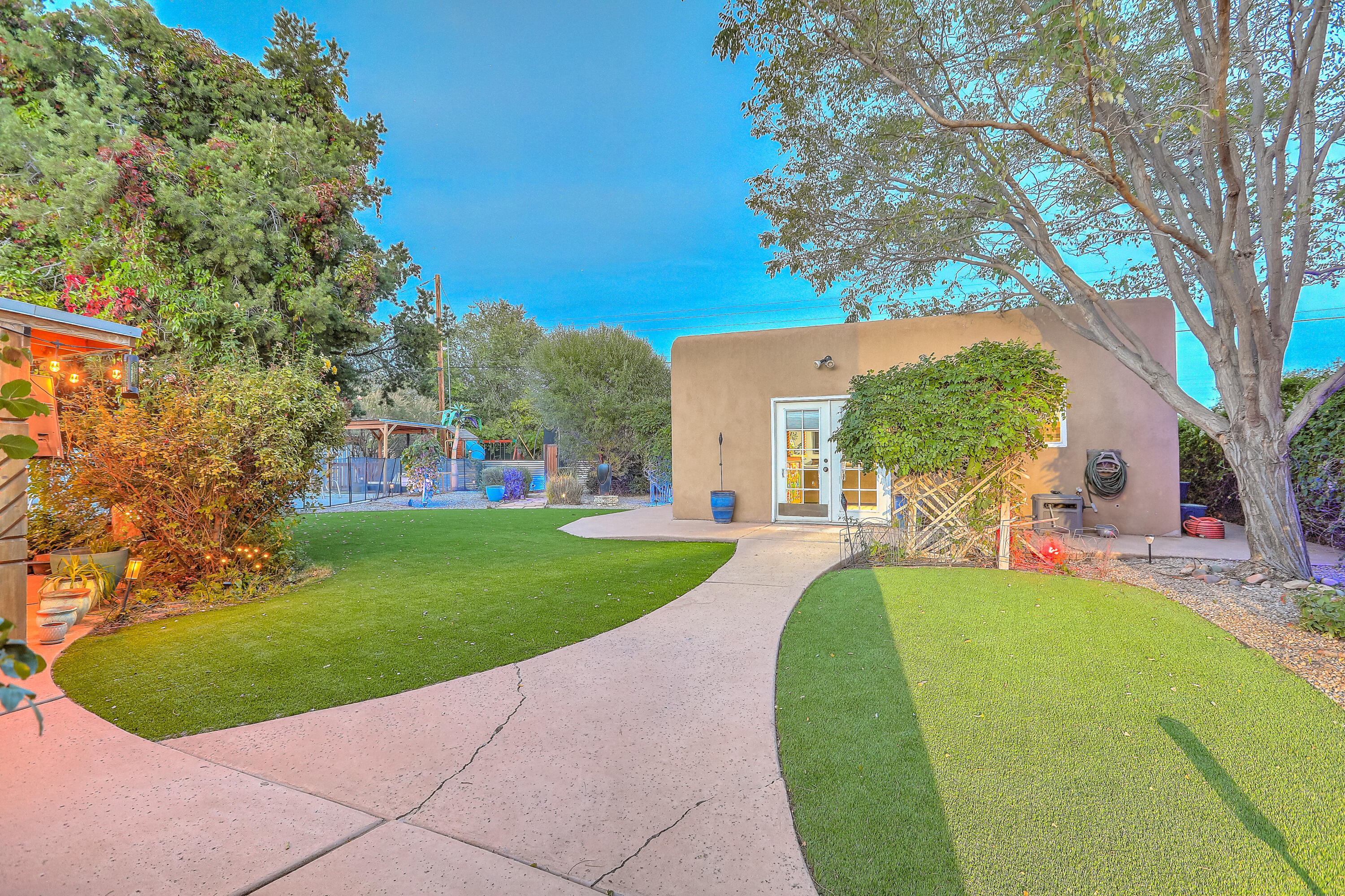 6616 TIERRA Drive NW