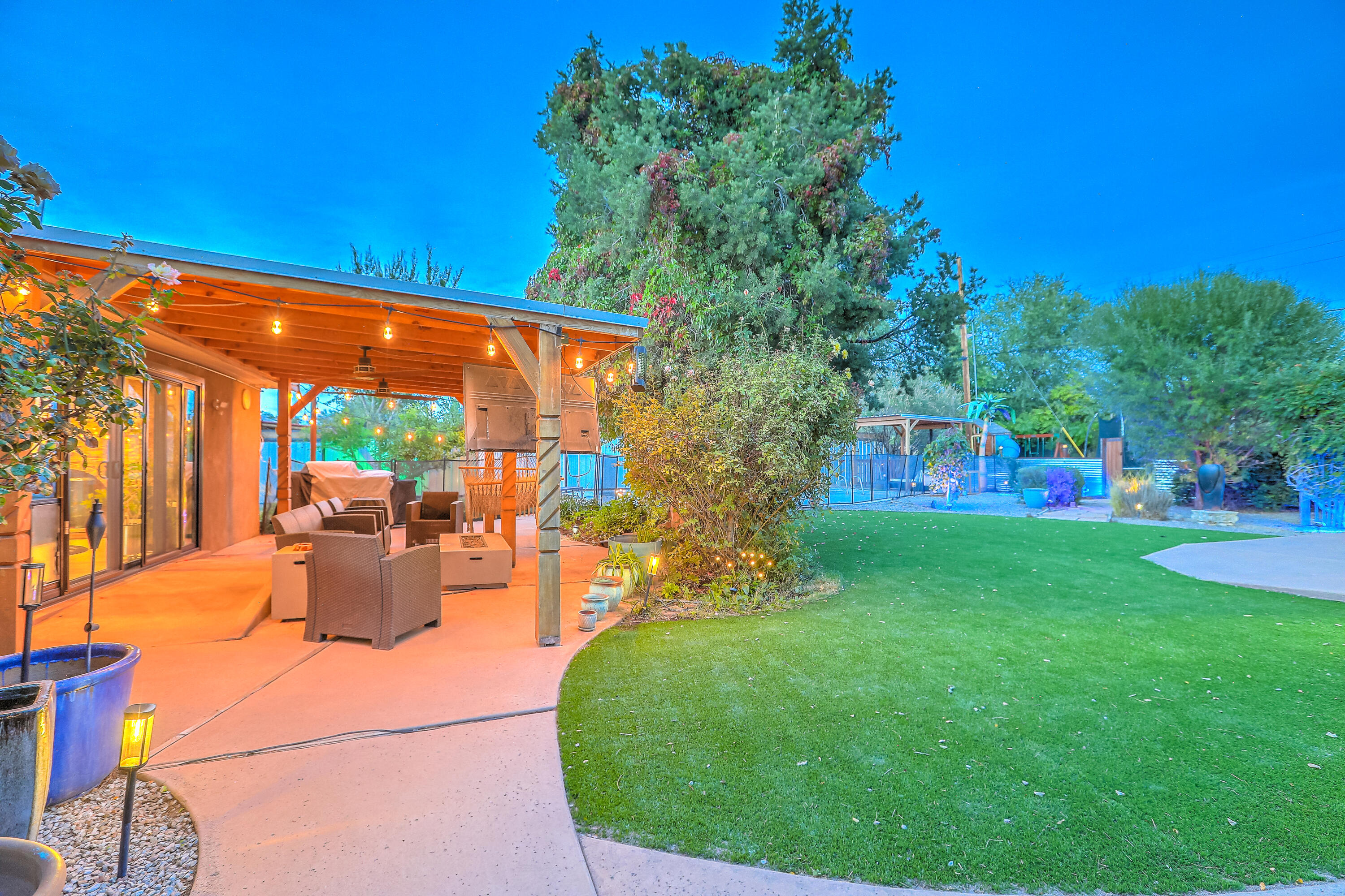 6616 TIERRA Drive NW