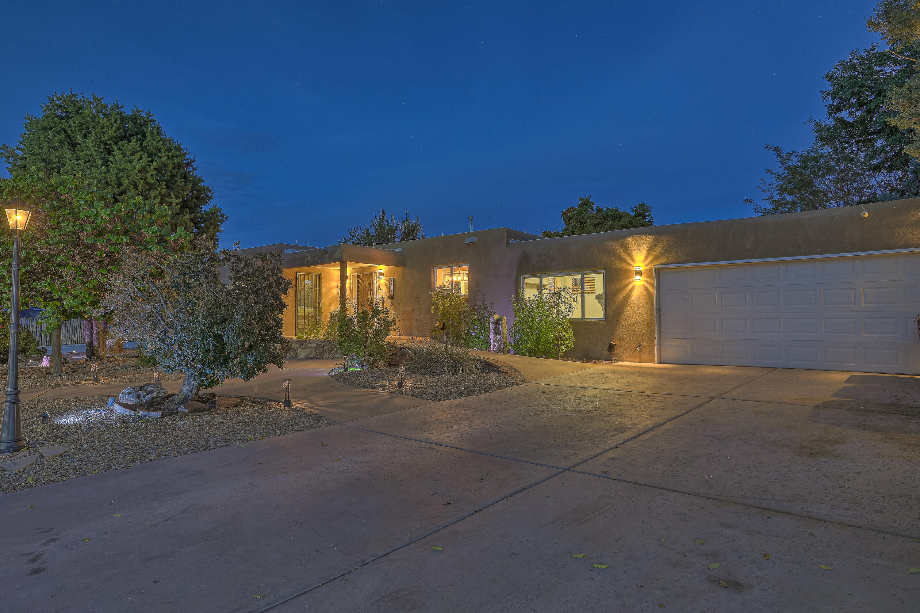 6616 TIERRA Drive NW