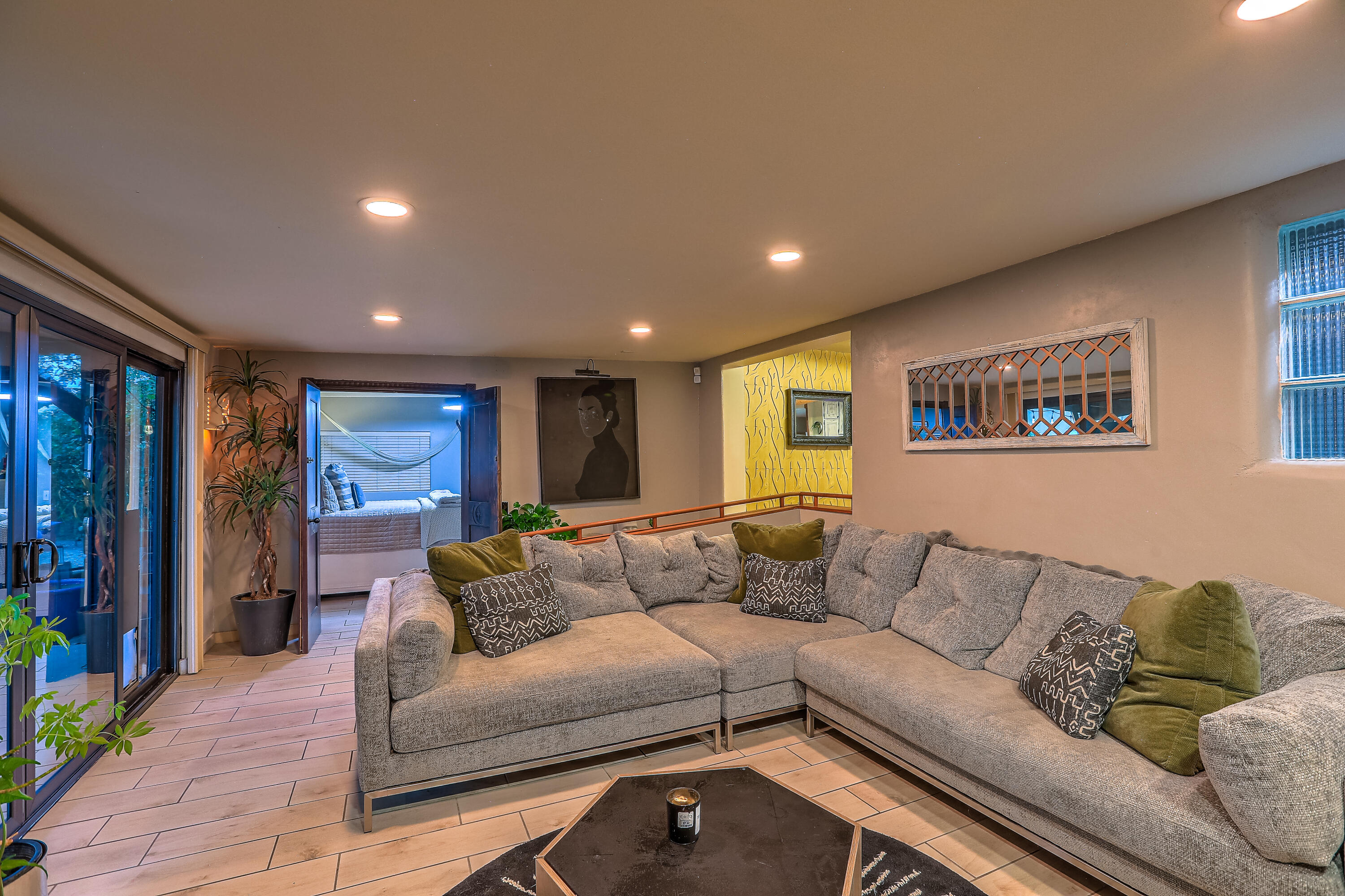 6616 TIERRA Drive NW