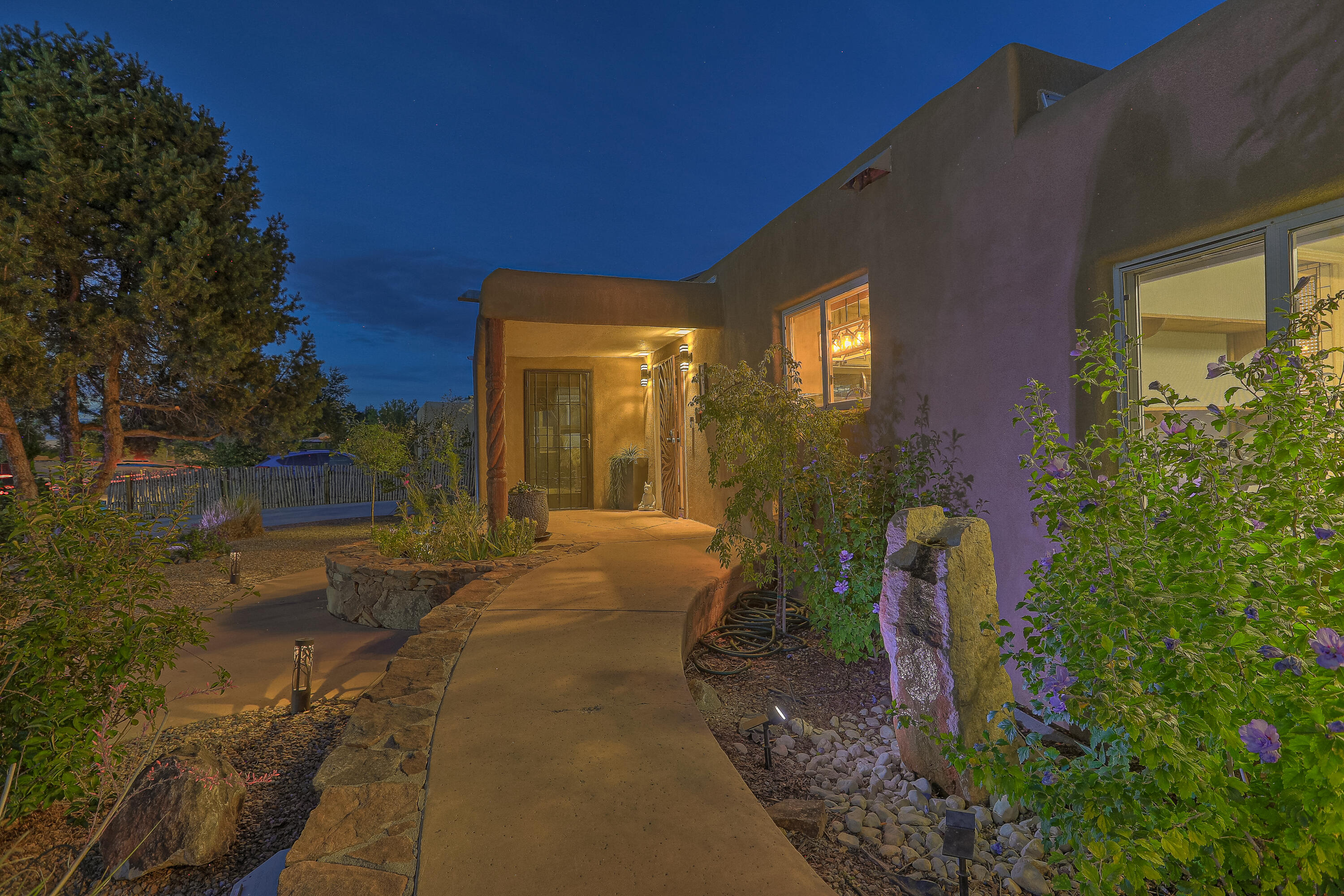 6616 TIERRA Drive NW