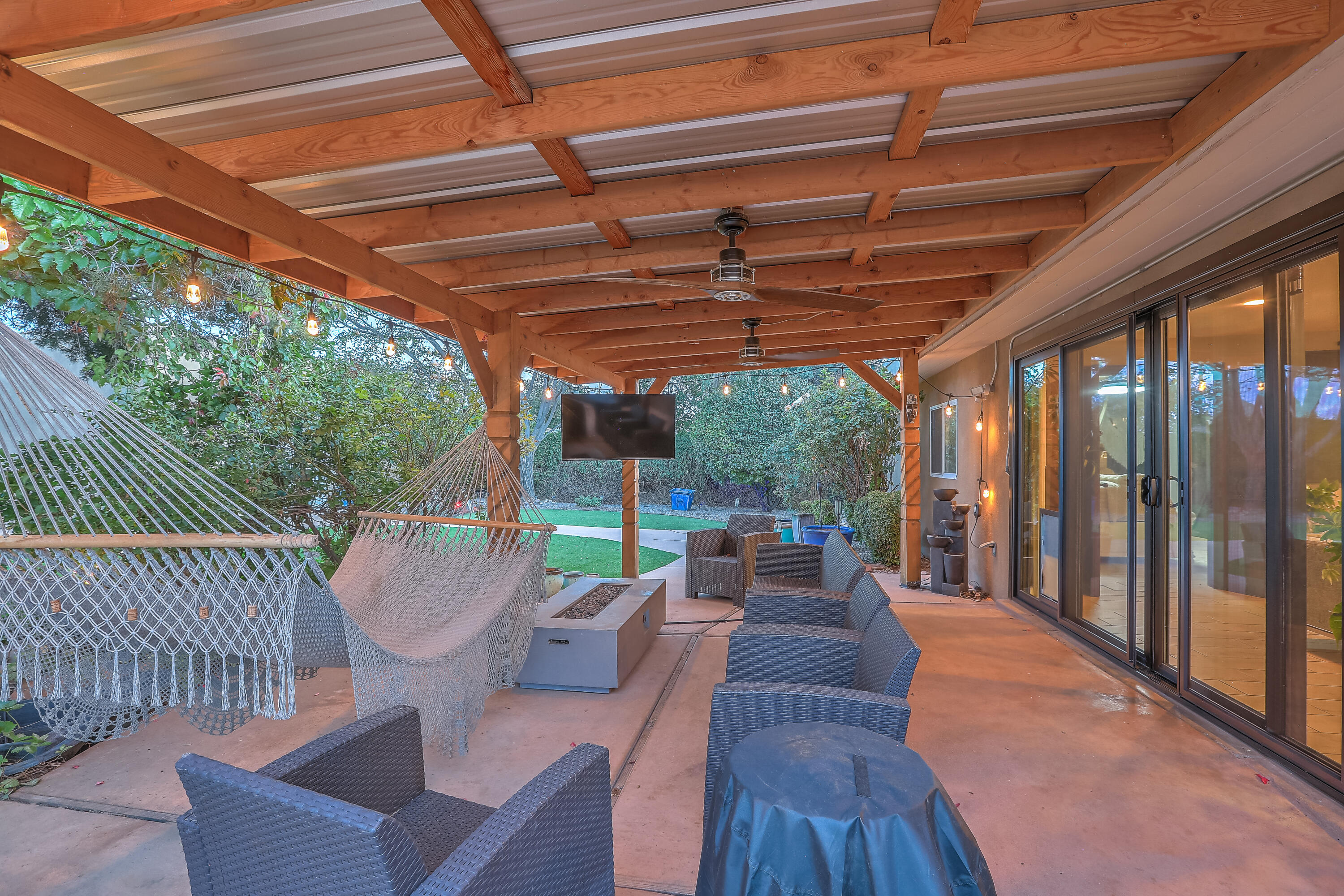 6616 TIERRA Drive NW