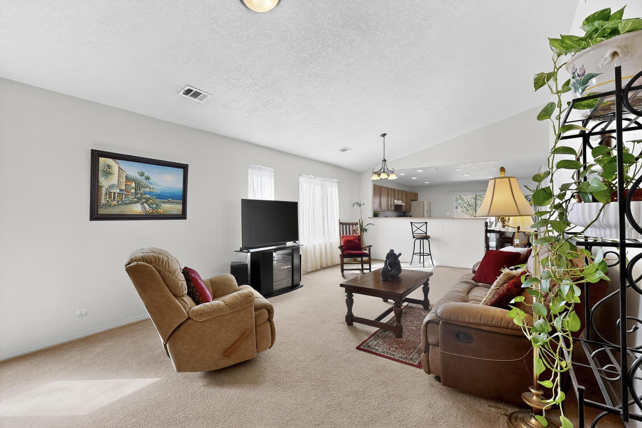 1829 CHICOMA Road NE