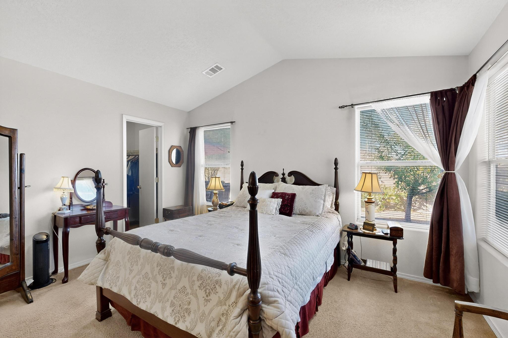 1829 CHICOMA Road NE