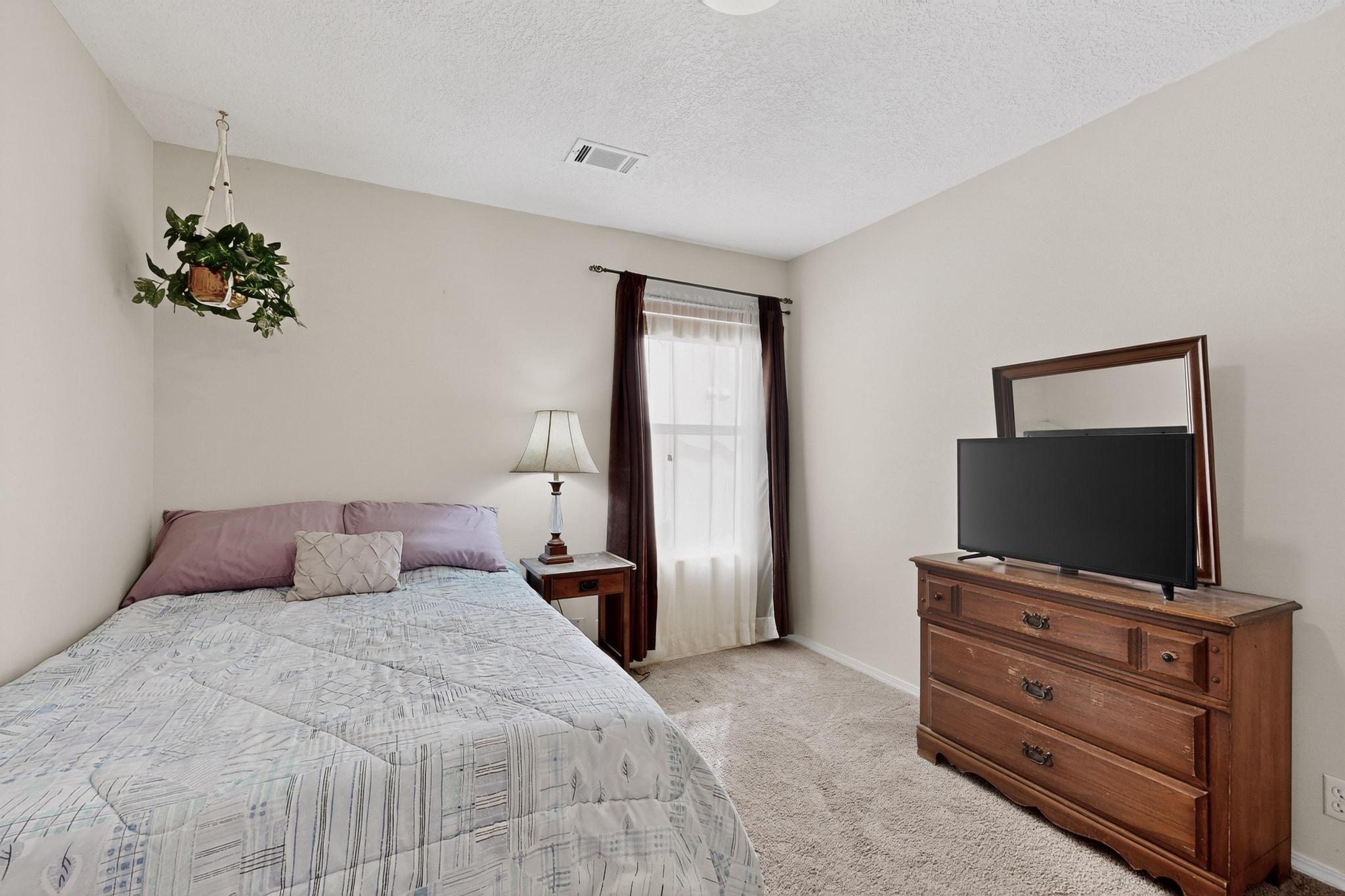 1829 CHICOMA Road NE