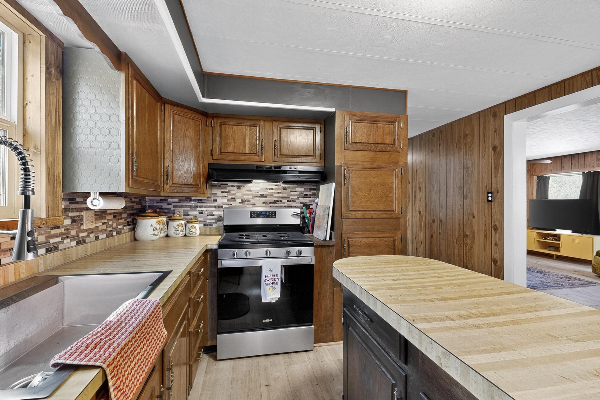 130 STUBBORN PINE Road