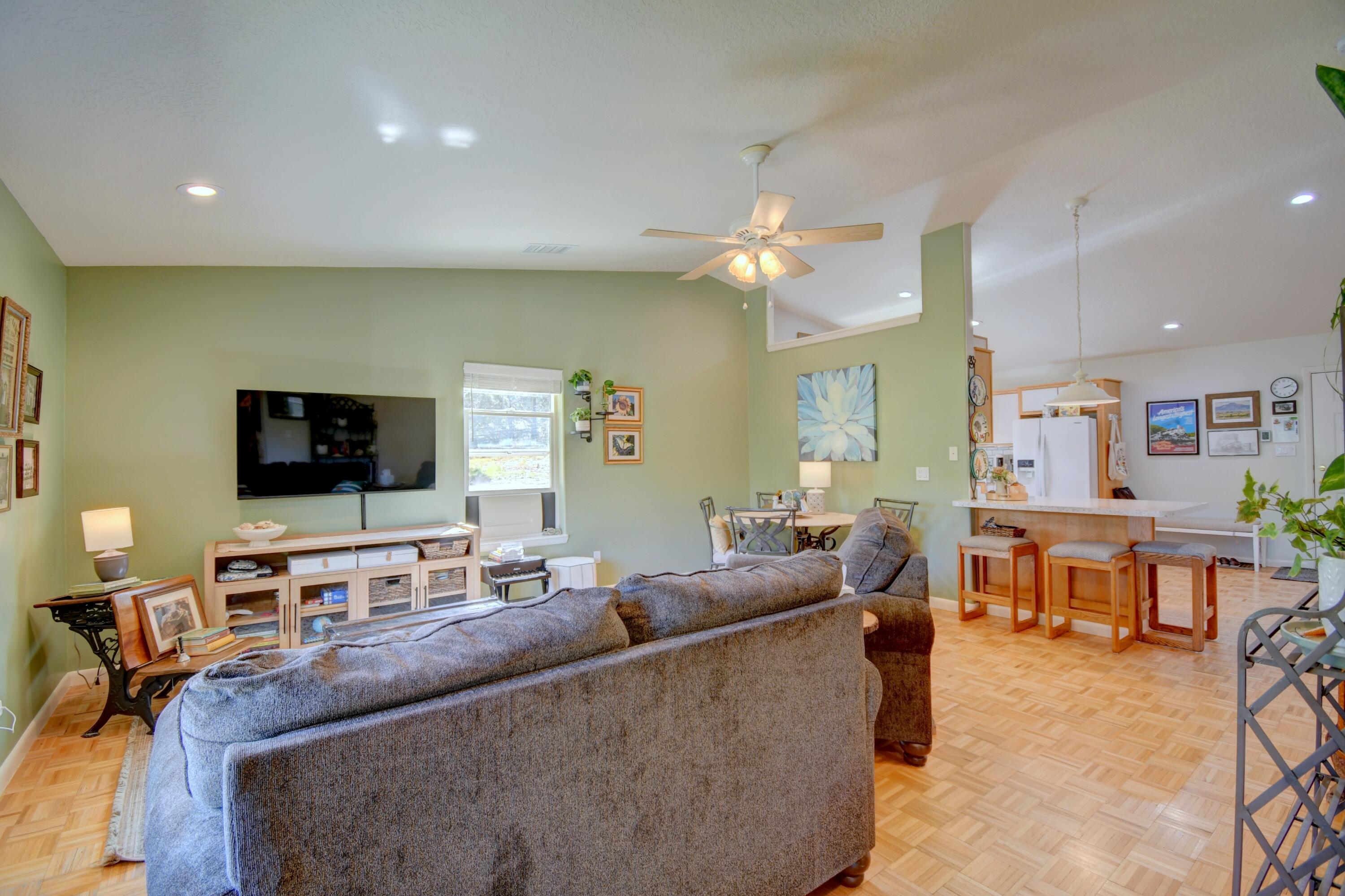 49 El Cedro Road Road