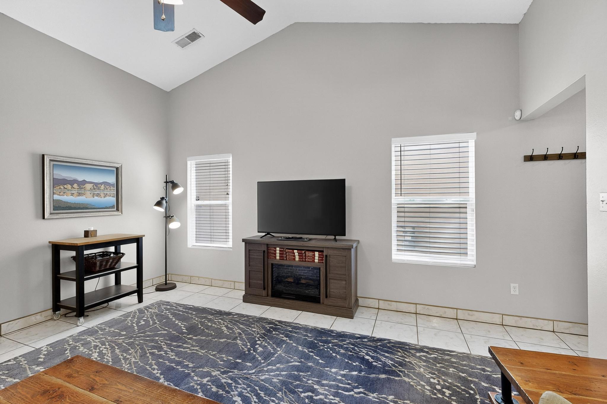 10729 Pueblo Place NW