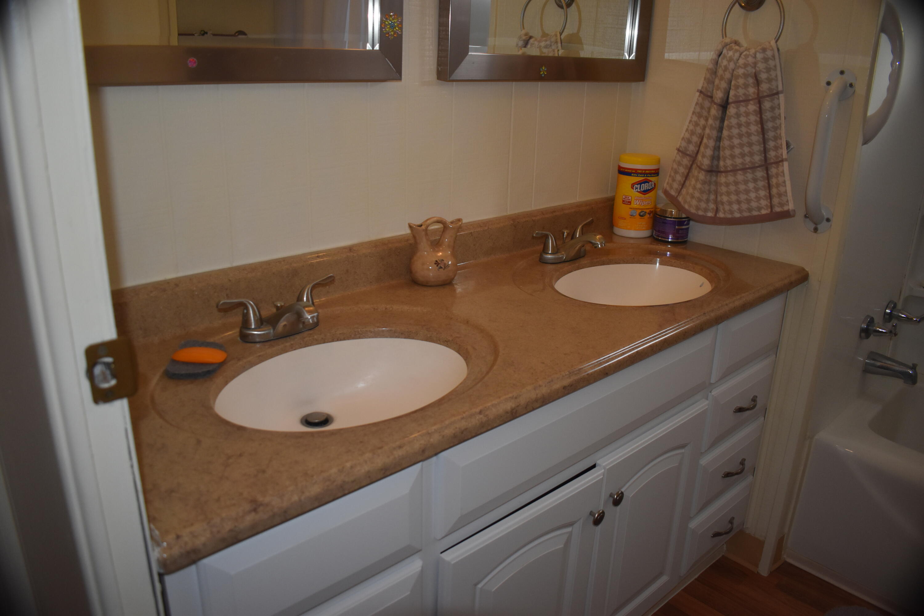 7112 E Pan American FWY NE 259