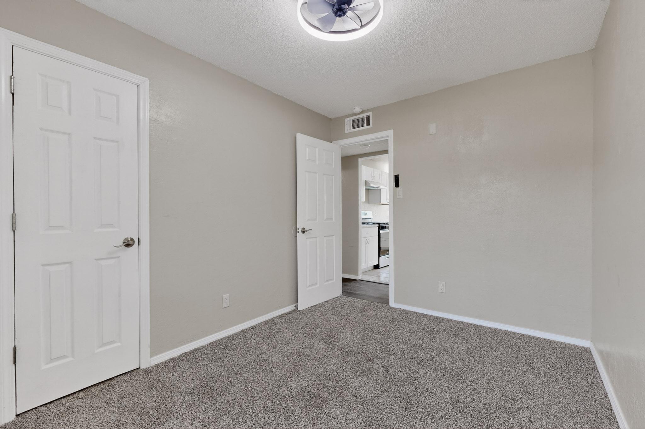 13104 ORIENTE Avenue NE