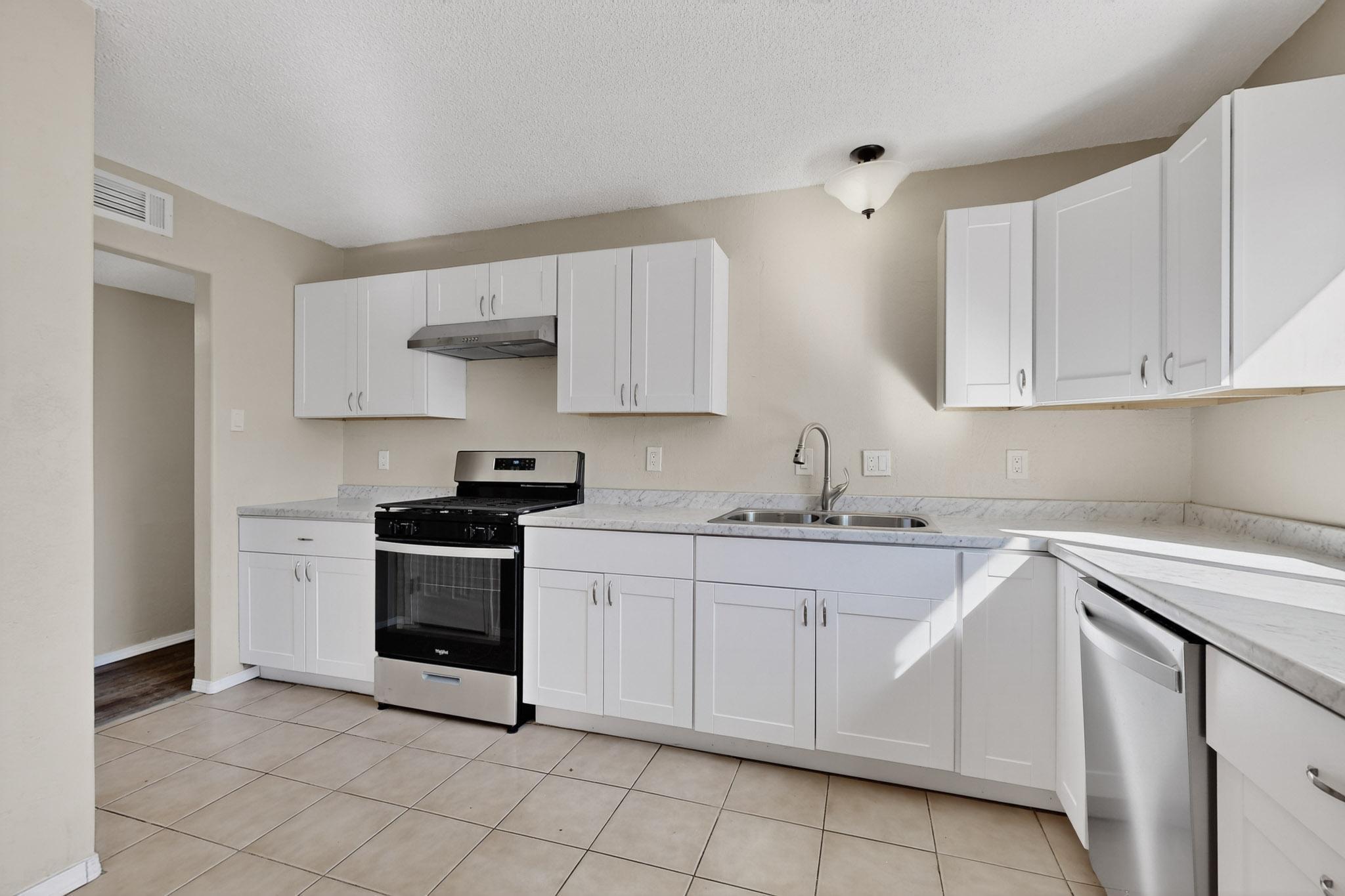 13104 ORIENTE Avenue NE