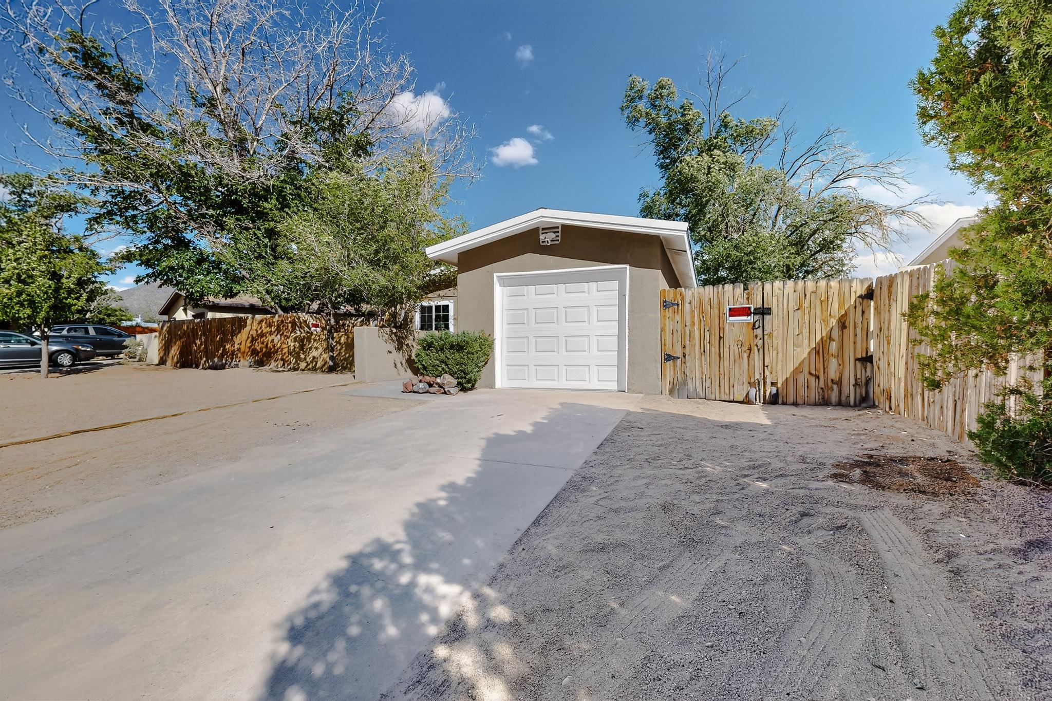 13104 ORIENTE Avenue NE