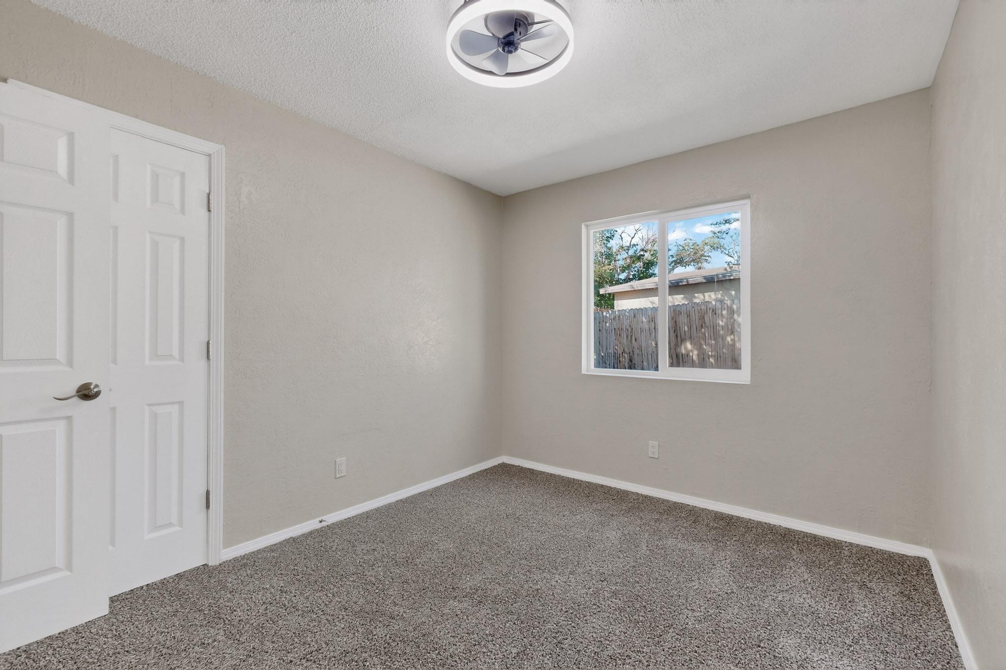 13104 ORIENTE Avenue NE