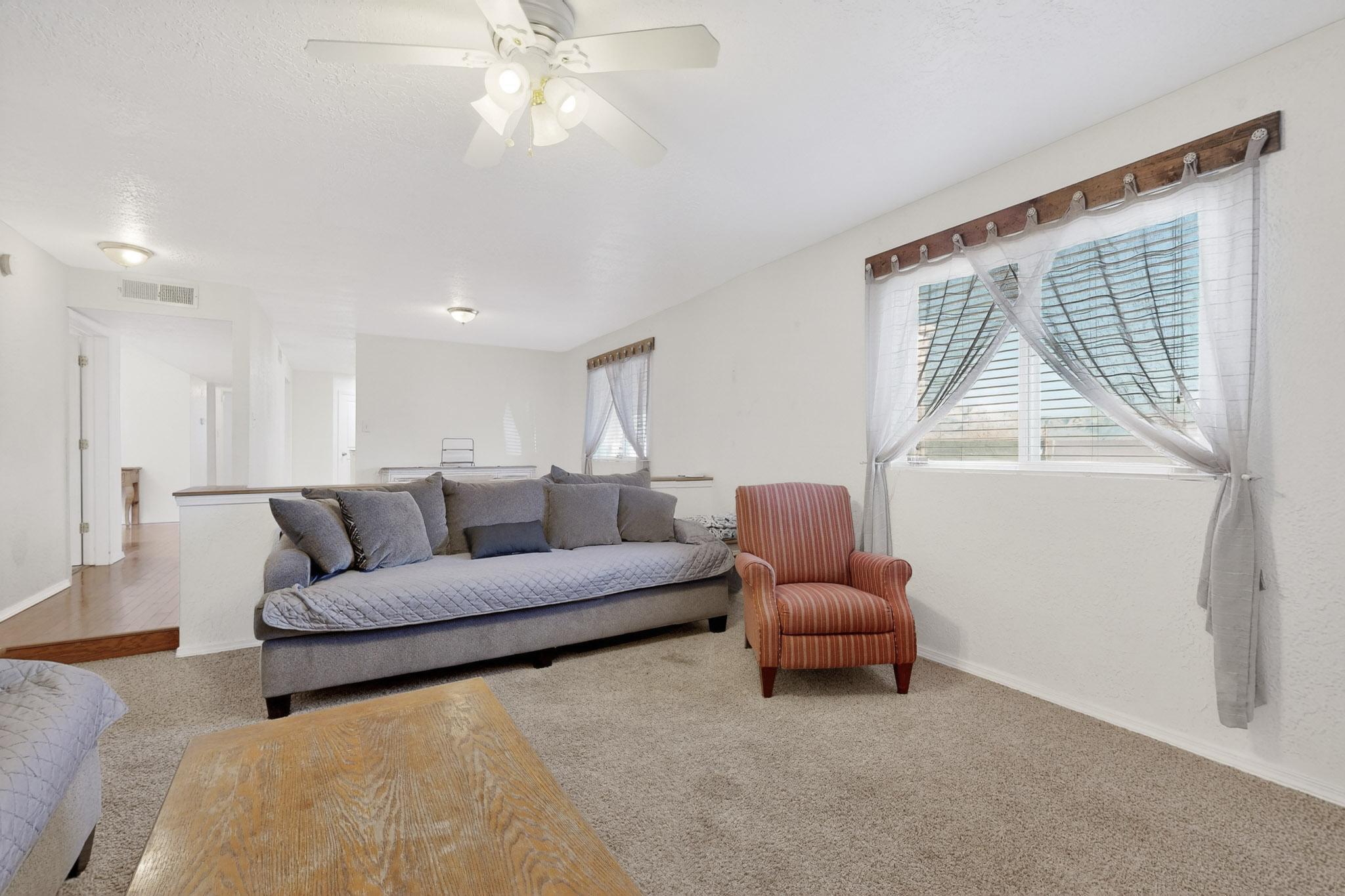 216 Spring Drive SE