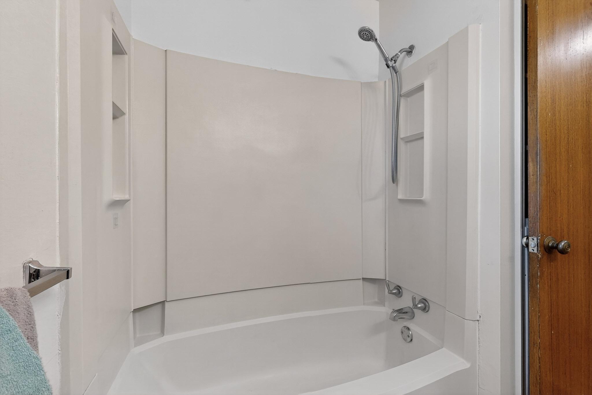 1405 SAN CARLOS Road SW 10