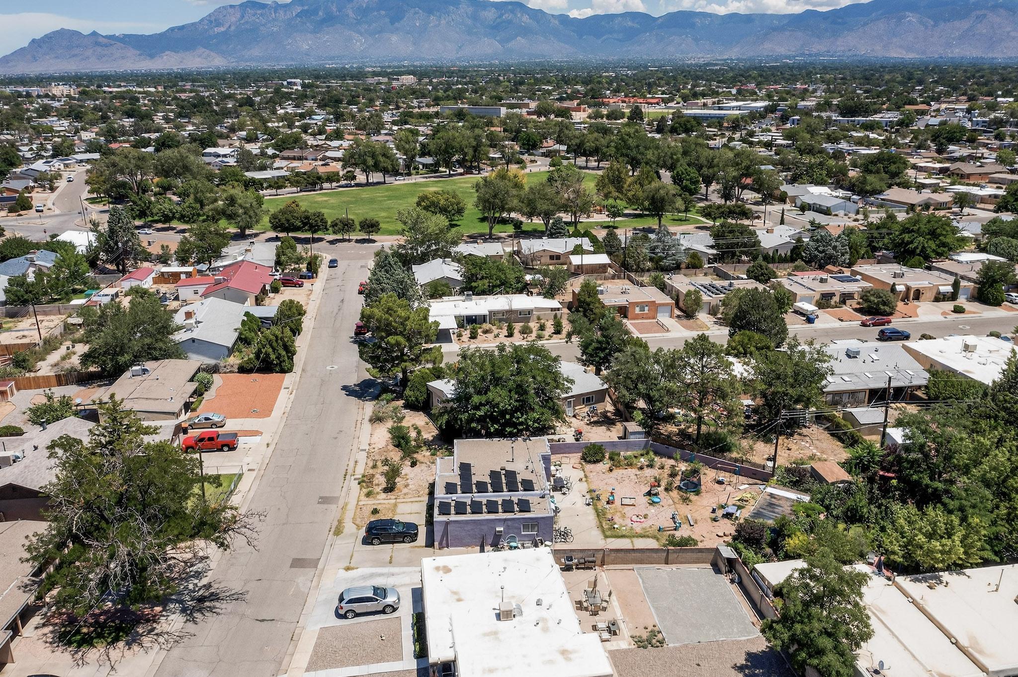 3810 VERANDA Road NE