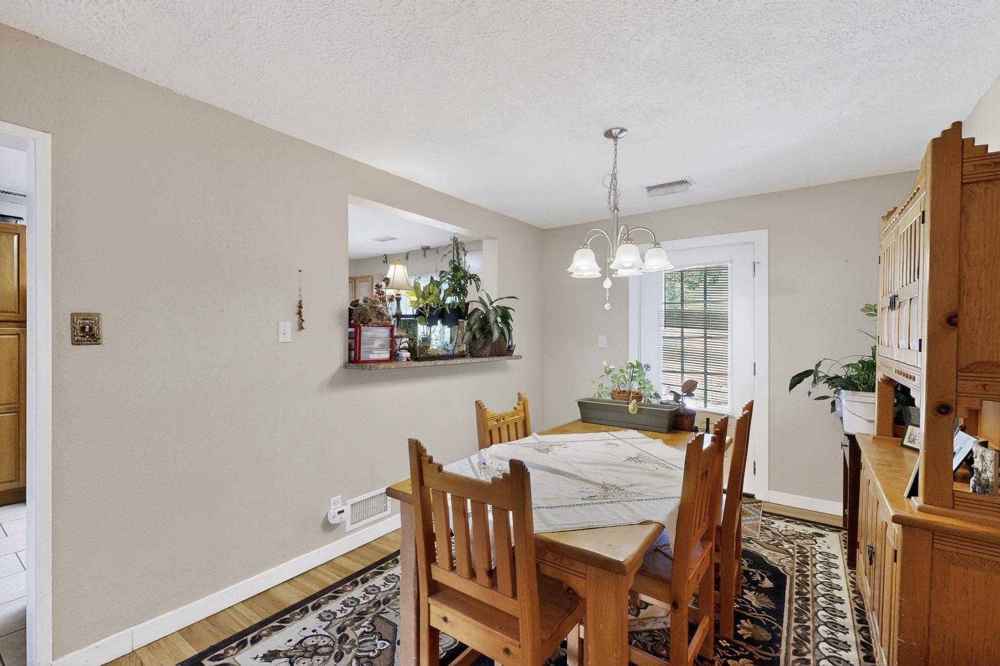 3810 VERANDA Road NE