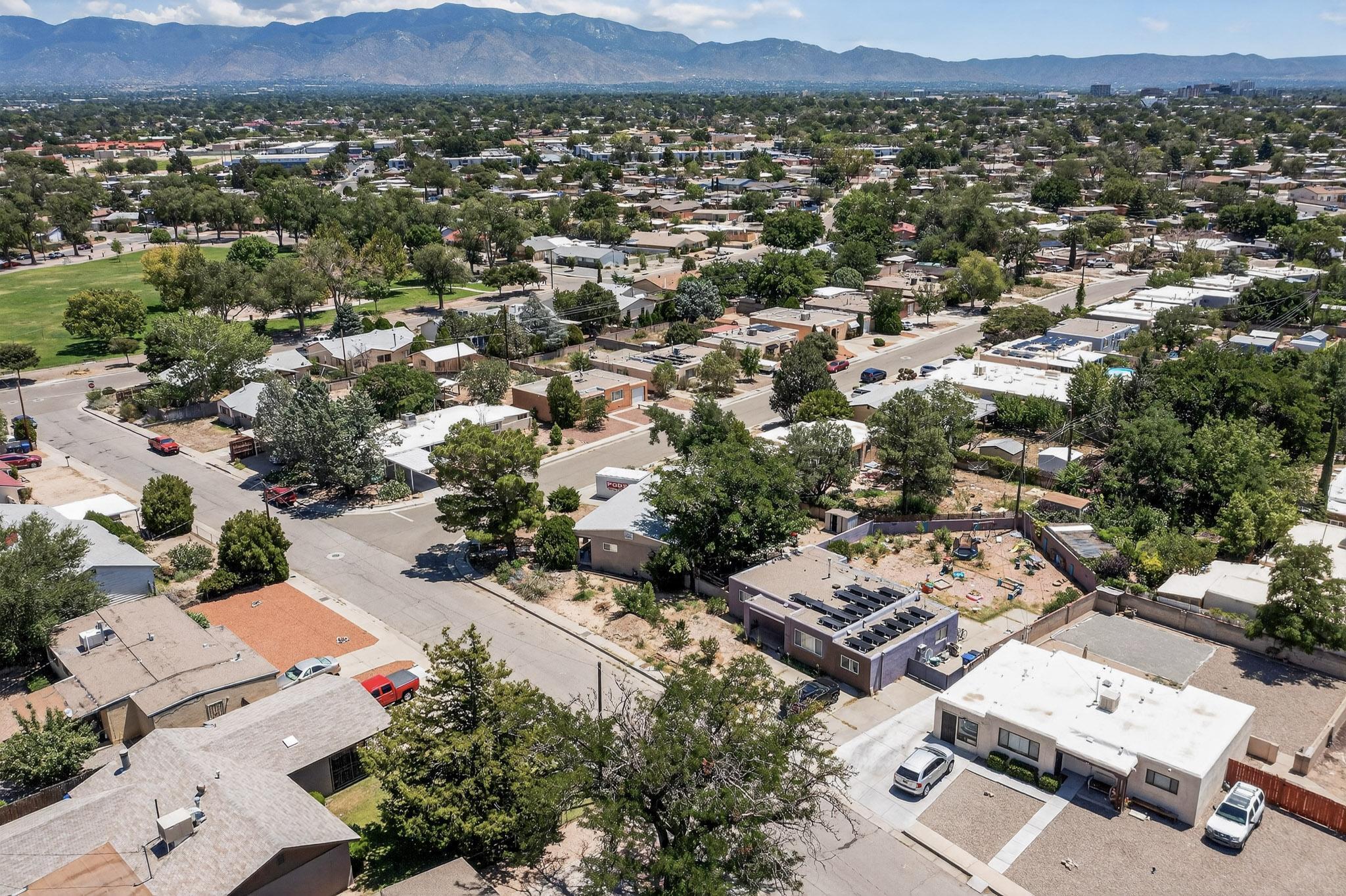 3810 VERANDA Road NE