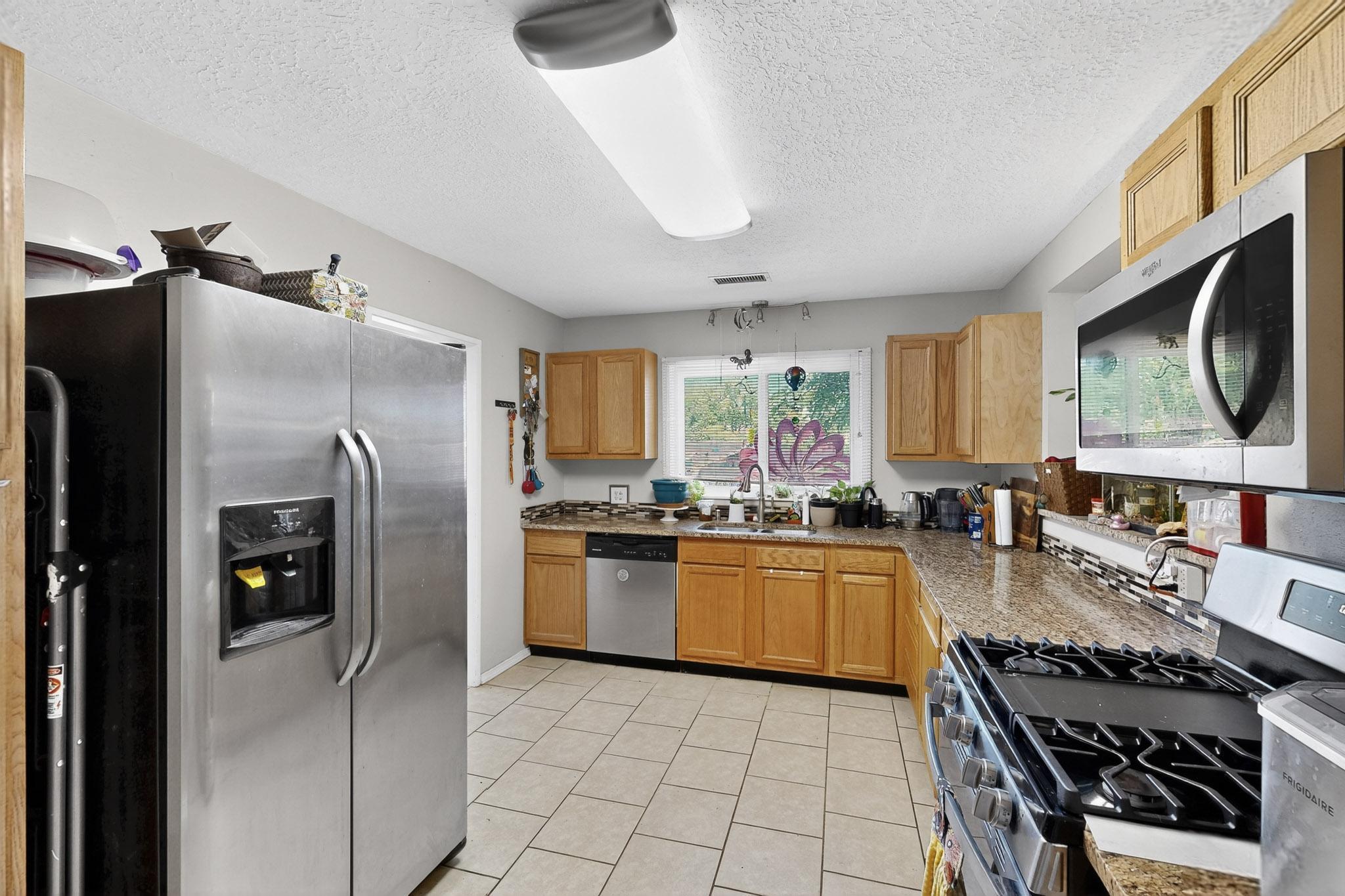 3810 VERANDA Road NE