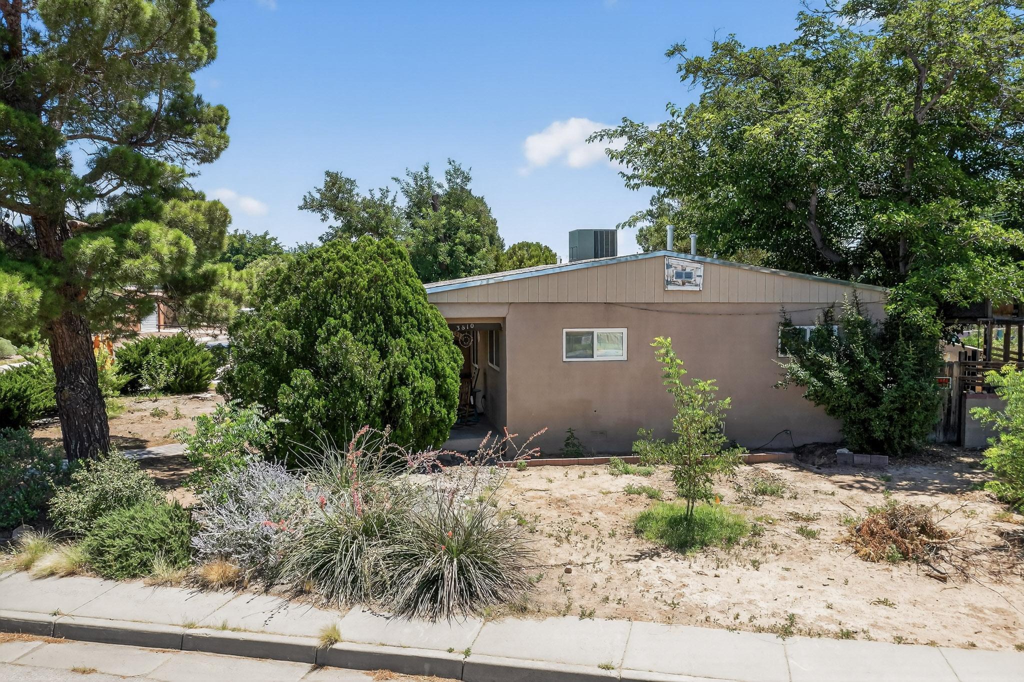 3810 VERANDA Road NE