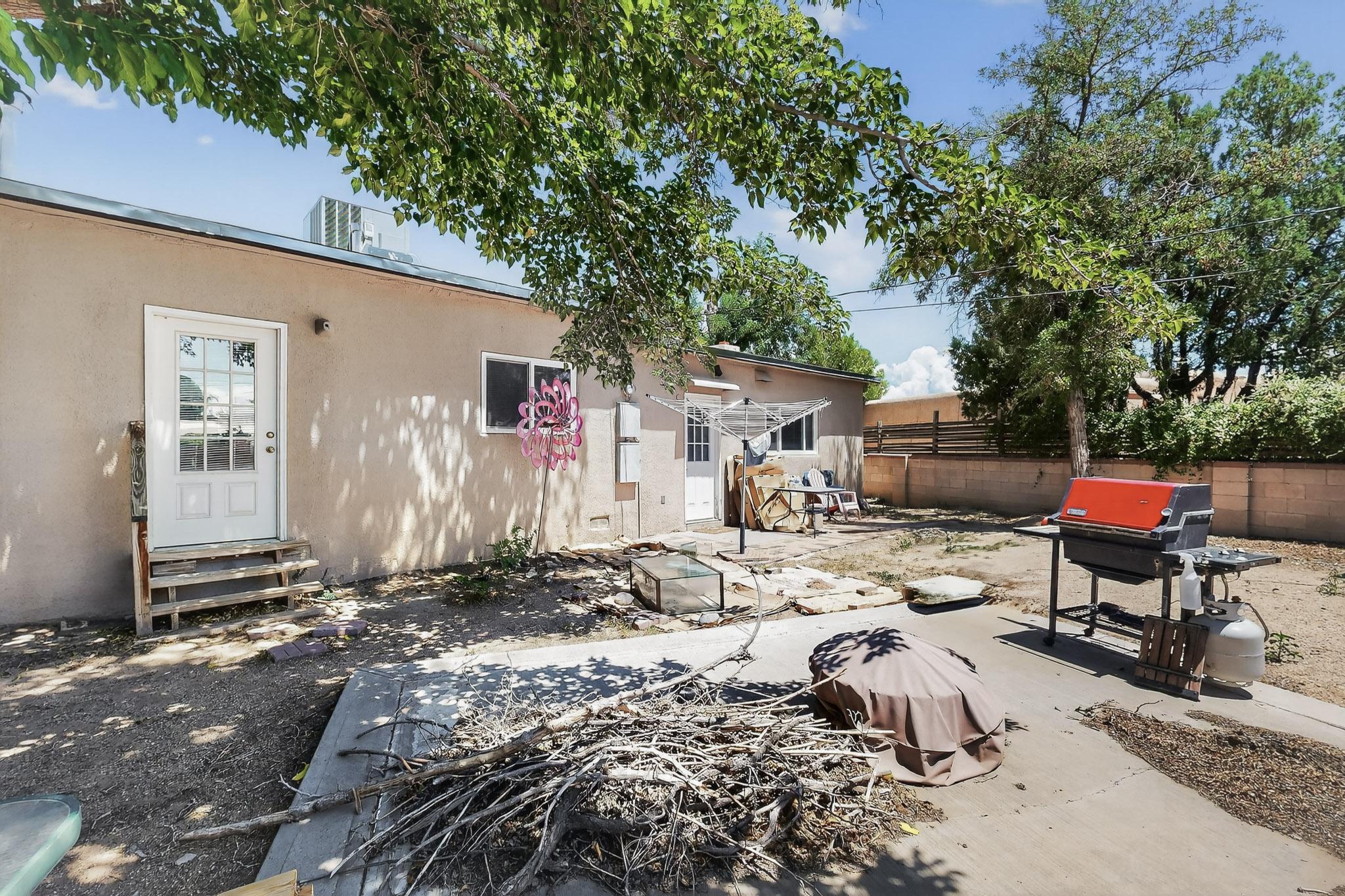 3810 VERANDA Road NE