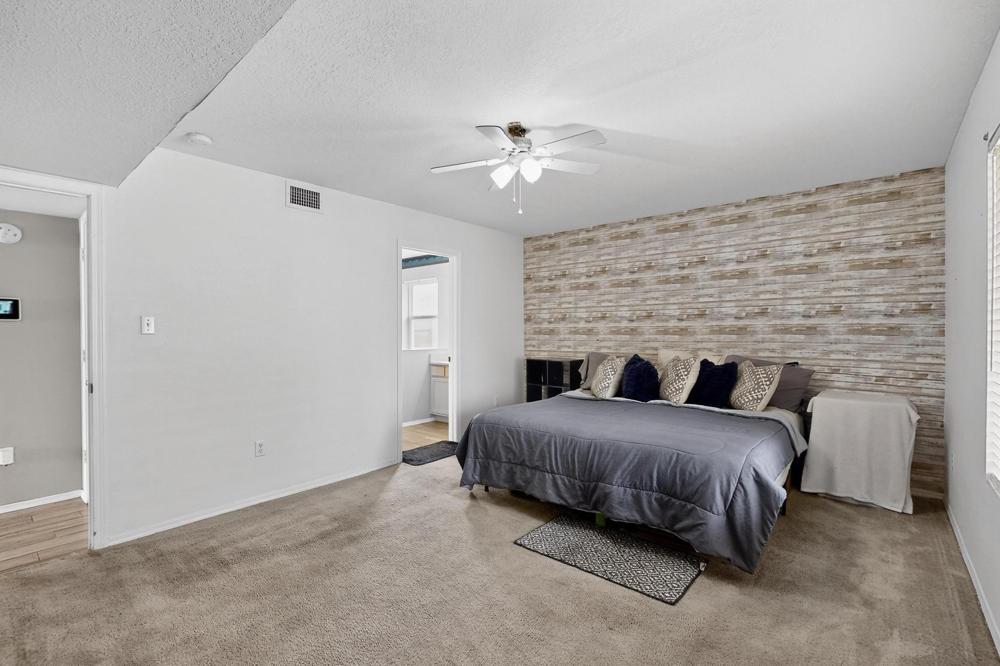 5401 CROWN RIDGE Road NW