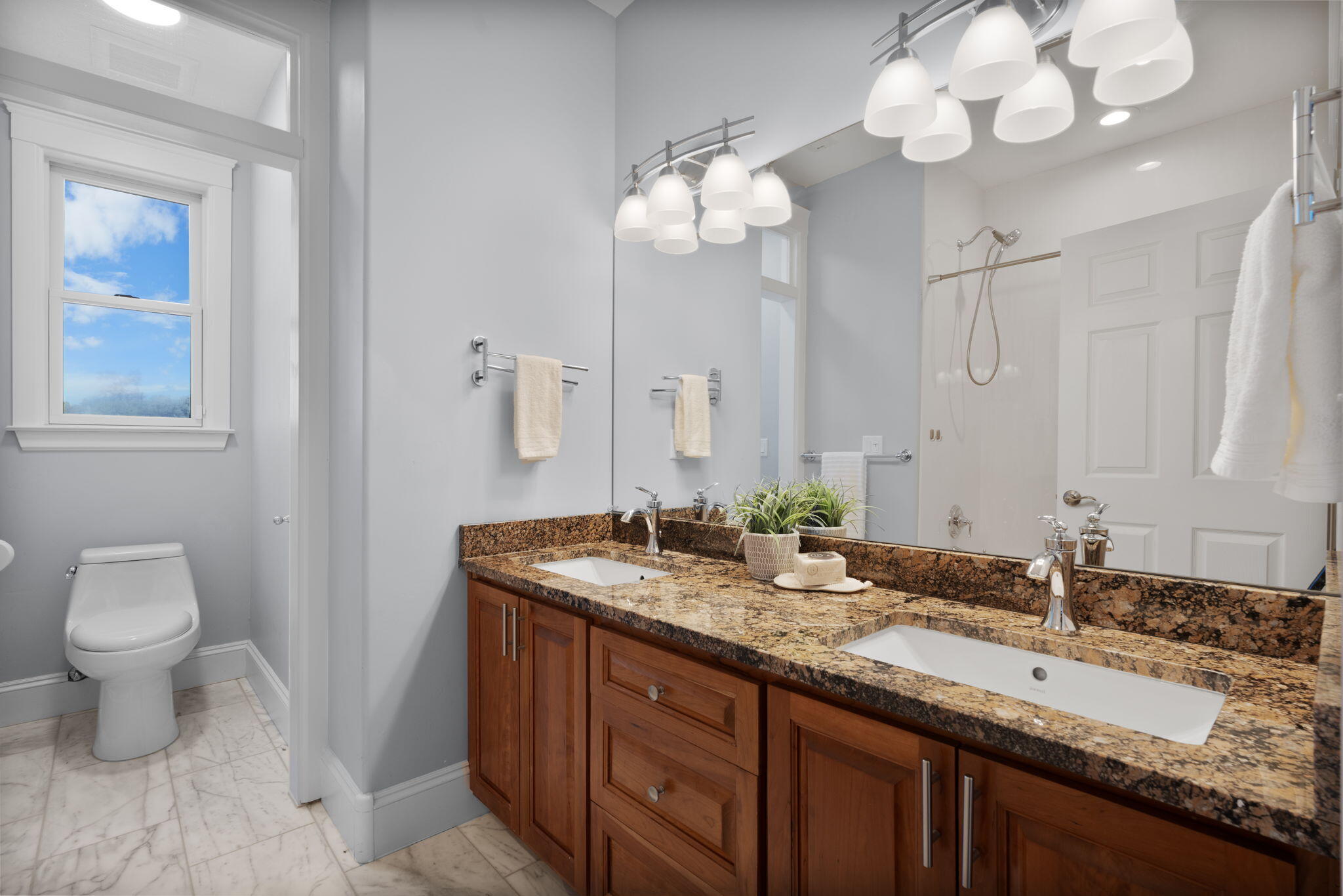 520 CAMINO DE SUERTE NW