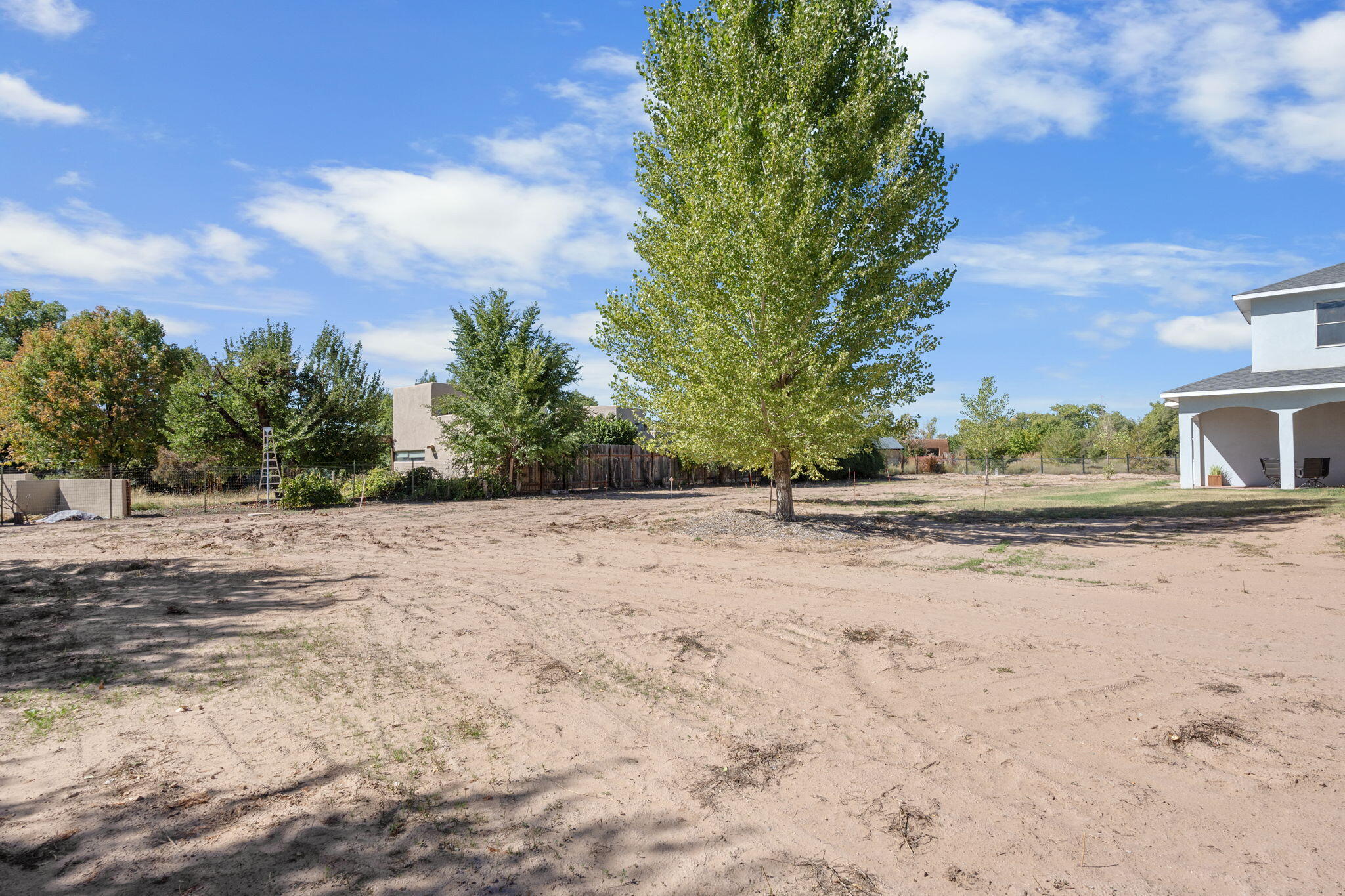 520 CAMINO DE SUERTE NW