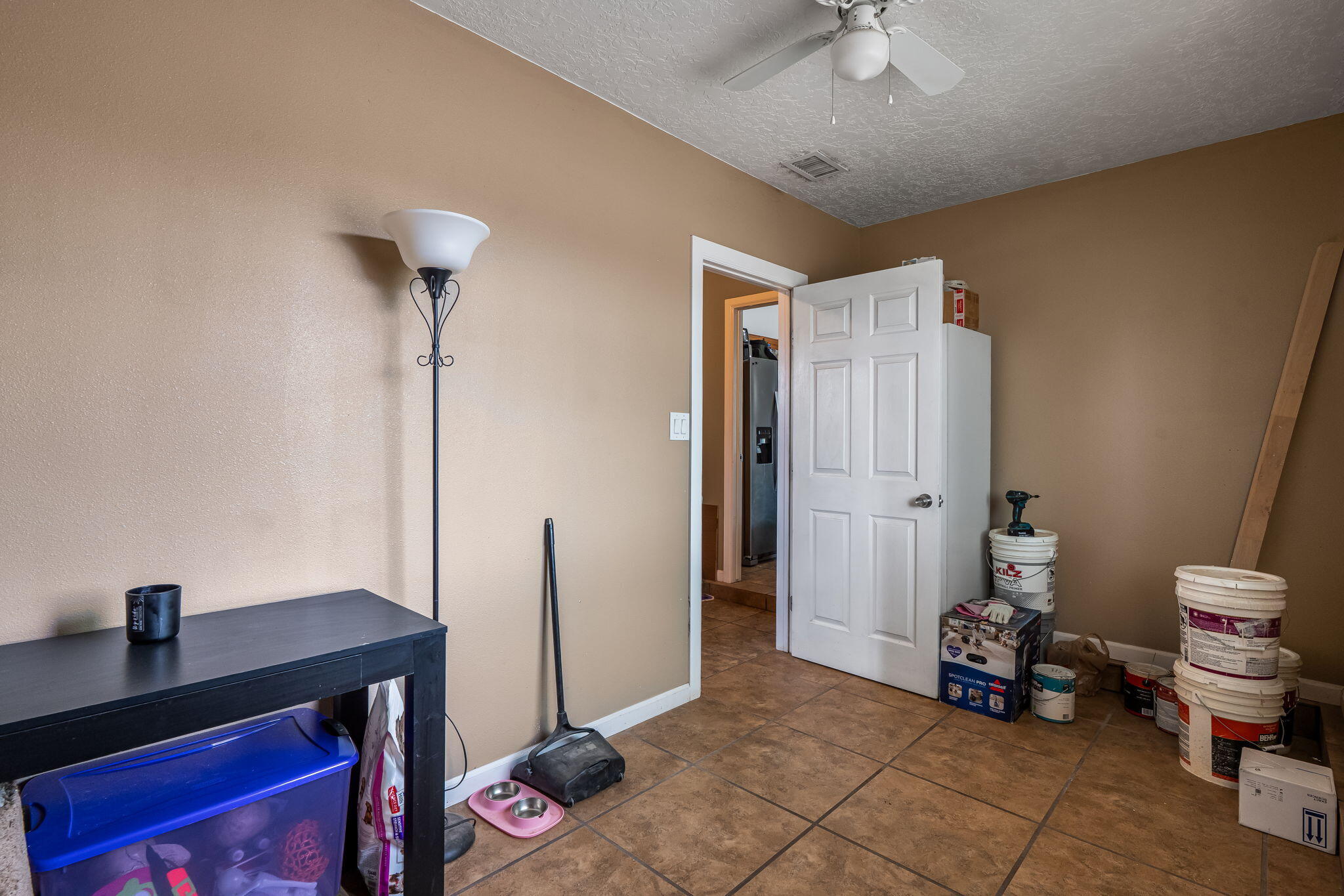 483 PECOS Loop SE