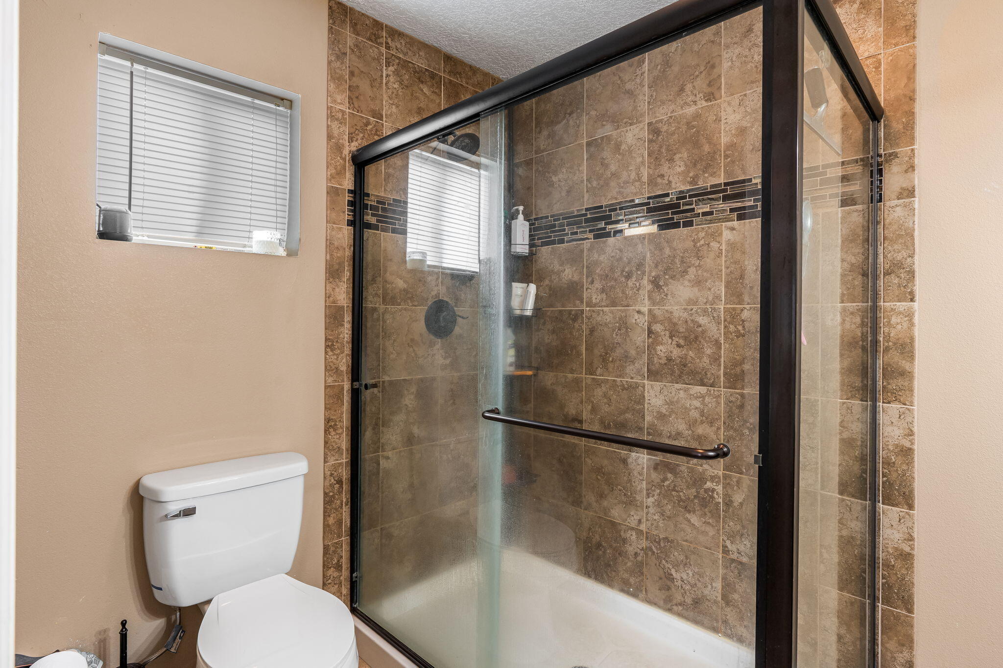 483 PECOS Loop SE