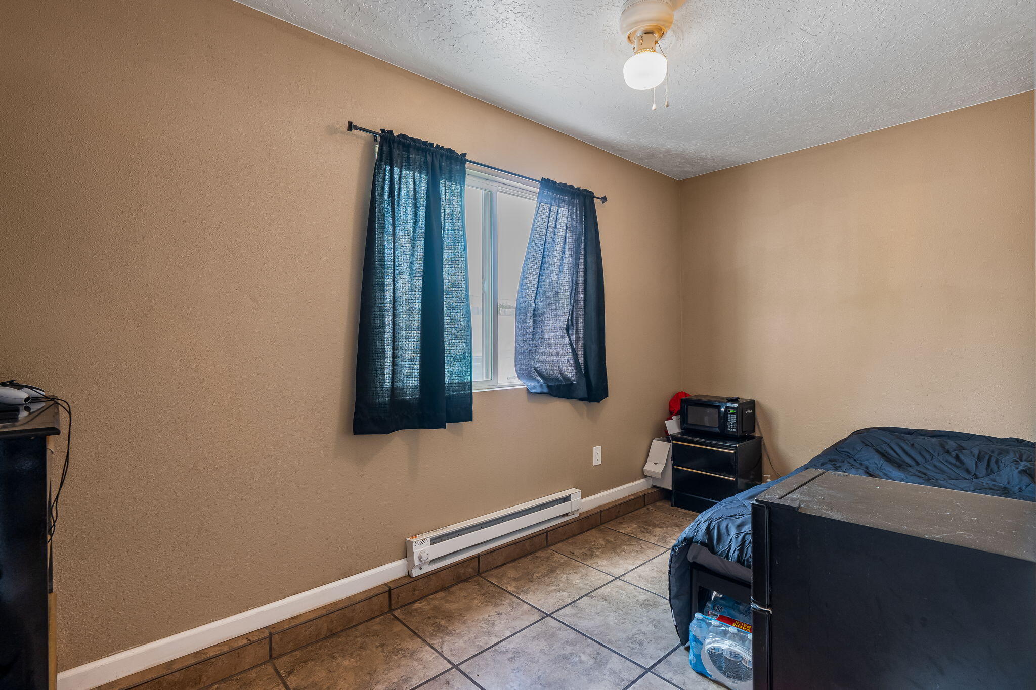 483 PECOS Loop SE