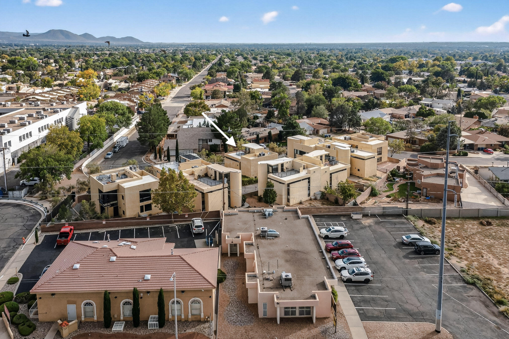 9323 HILTON Avenue NE